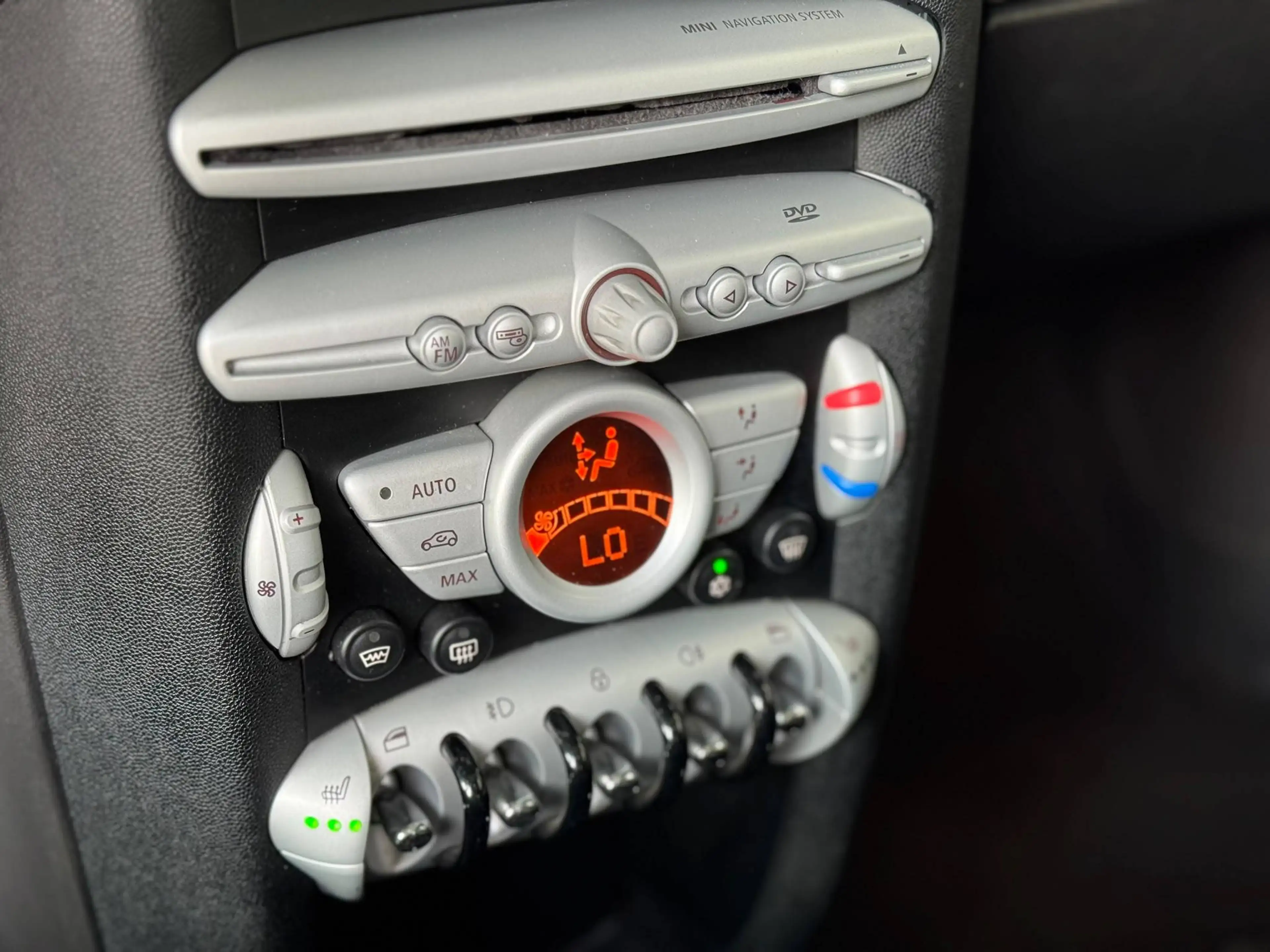MINI Cooper S Clubman 🟩 1.6 ESSENCE 163CH - AUTOMATIQUE - GPS - CRUISE — photo 13