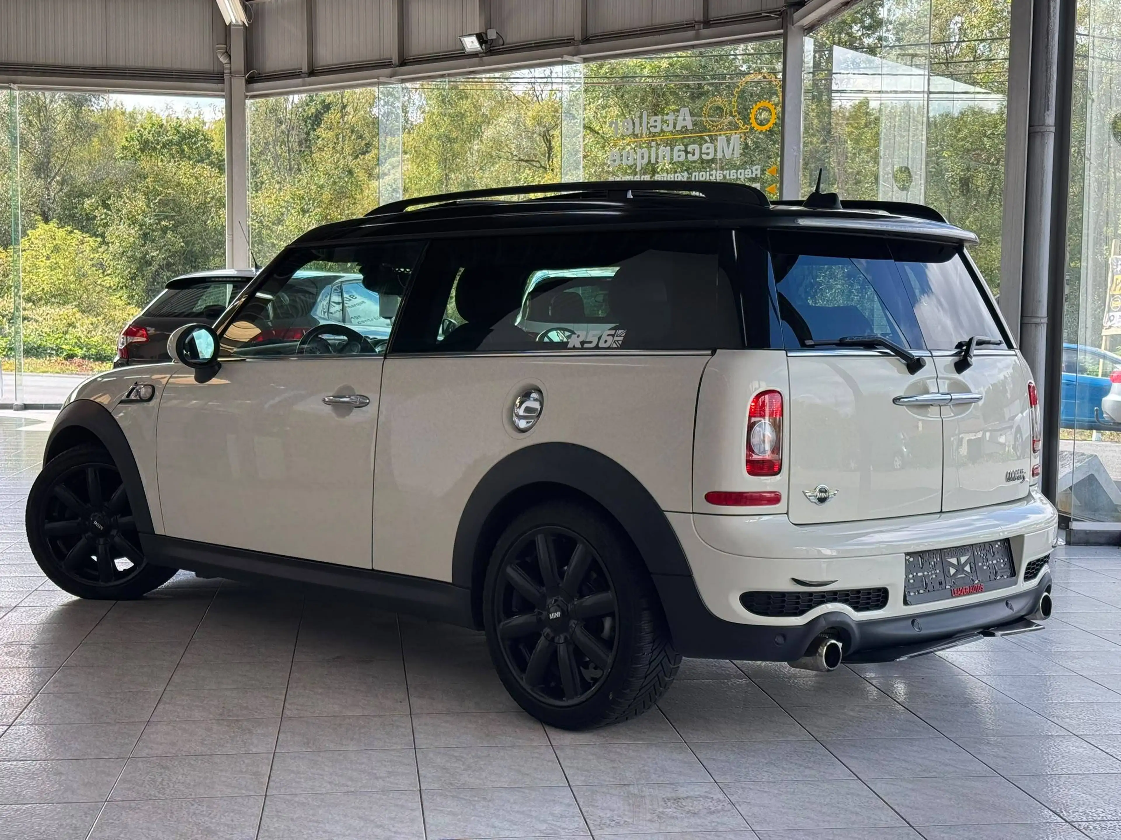 MINI Cooper S Clubman 🟩 1.6 ESSENCE 163CH - AUTOMATIQUE - GPS - CRUISE — photo 4