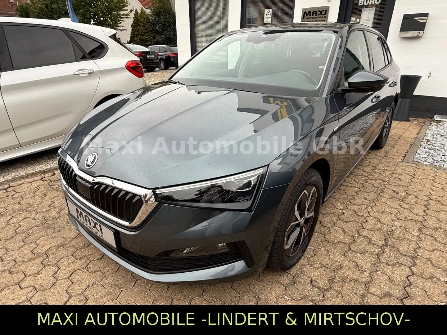 Skoda Scala 1.6TDI Drive 125-NAVI-LED-VIRT-TEMP-SHZ Gris - 2
