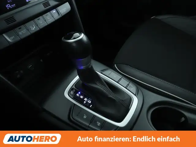 Hyundai Kona view 30