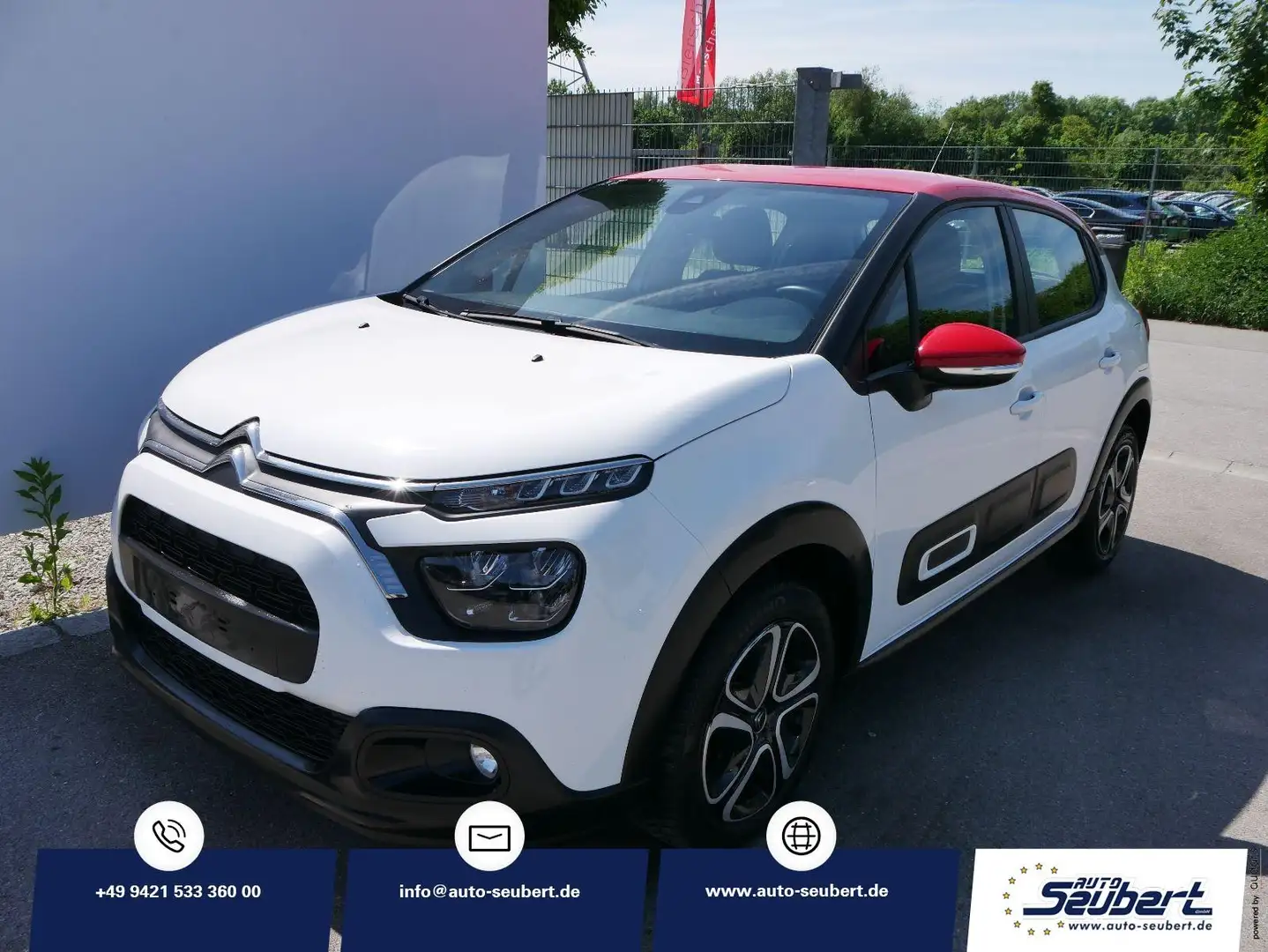 Citroen C3 PureTech 110 Shine Automatik *NAVI*PDC HI.*LED*DAB Rouge - 1