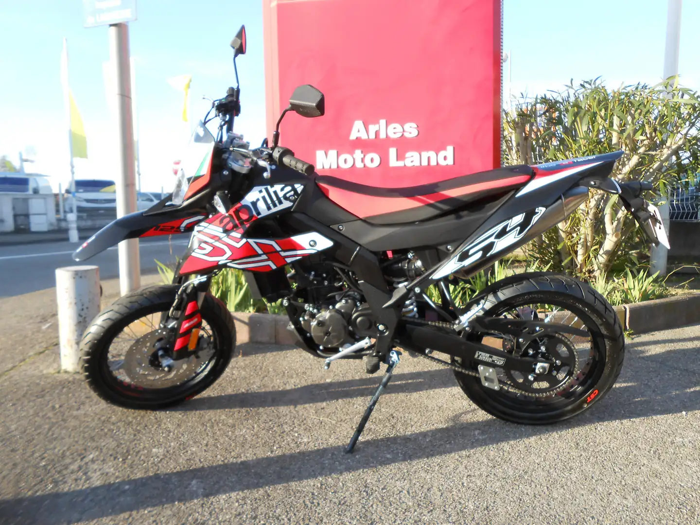 Aprilia SX 125 Noir - 1