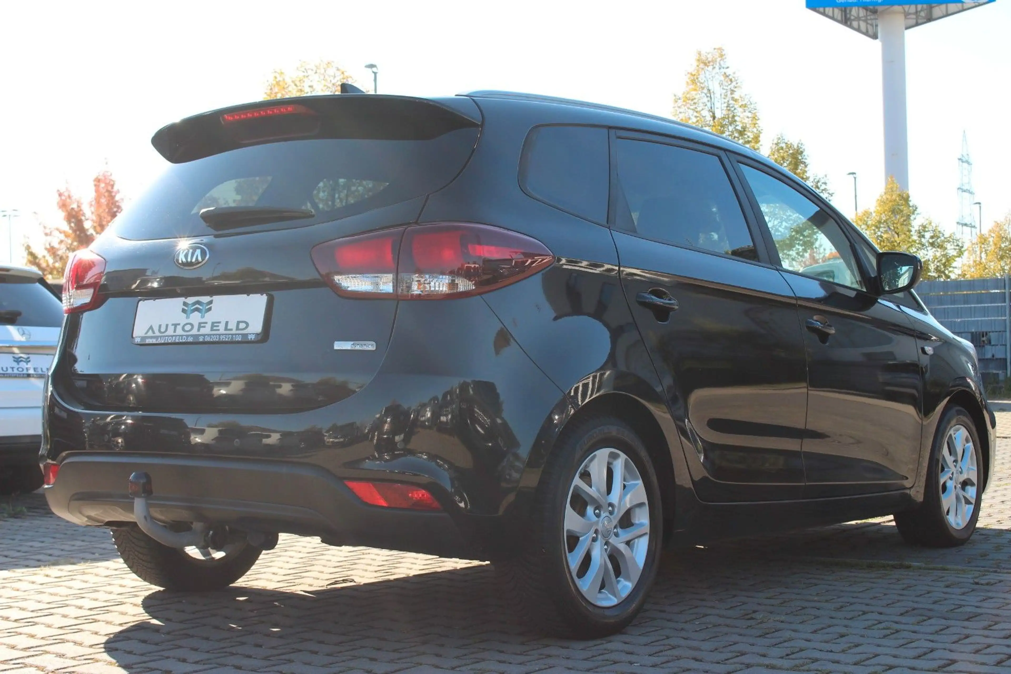 Kia Carens SHZ/KLIMA/BT/AUX/RADIO/NAVI — photo 4