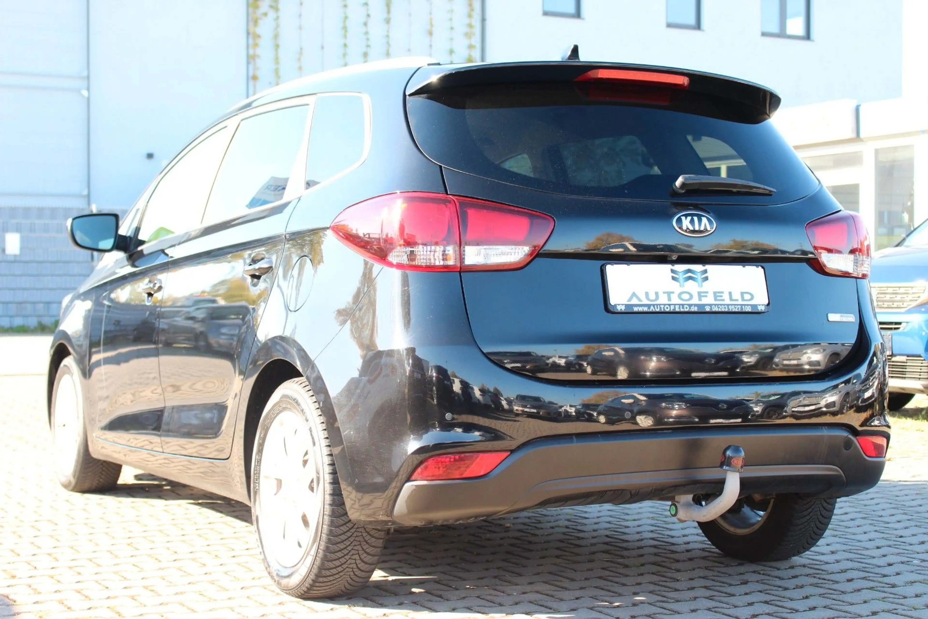 Kia Carens SHZ/KLIMA/BT/AUX/RADIO/NAVI — photo 6