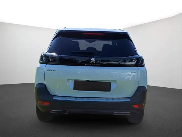 Peugeot 5008 view 3