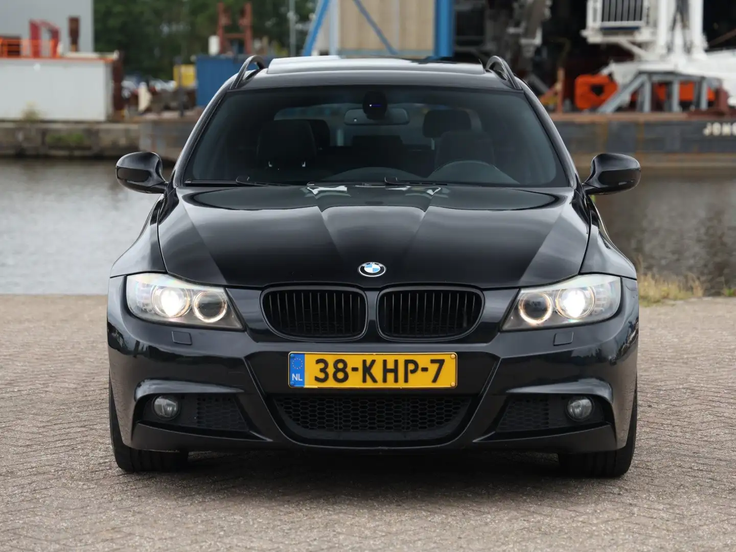 BMW 318 330 318i High Executive Zwart - 2
