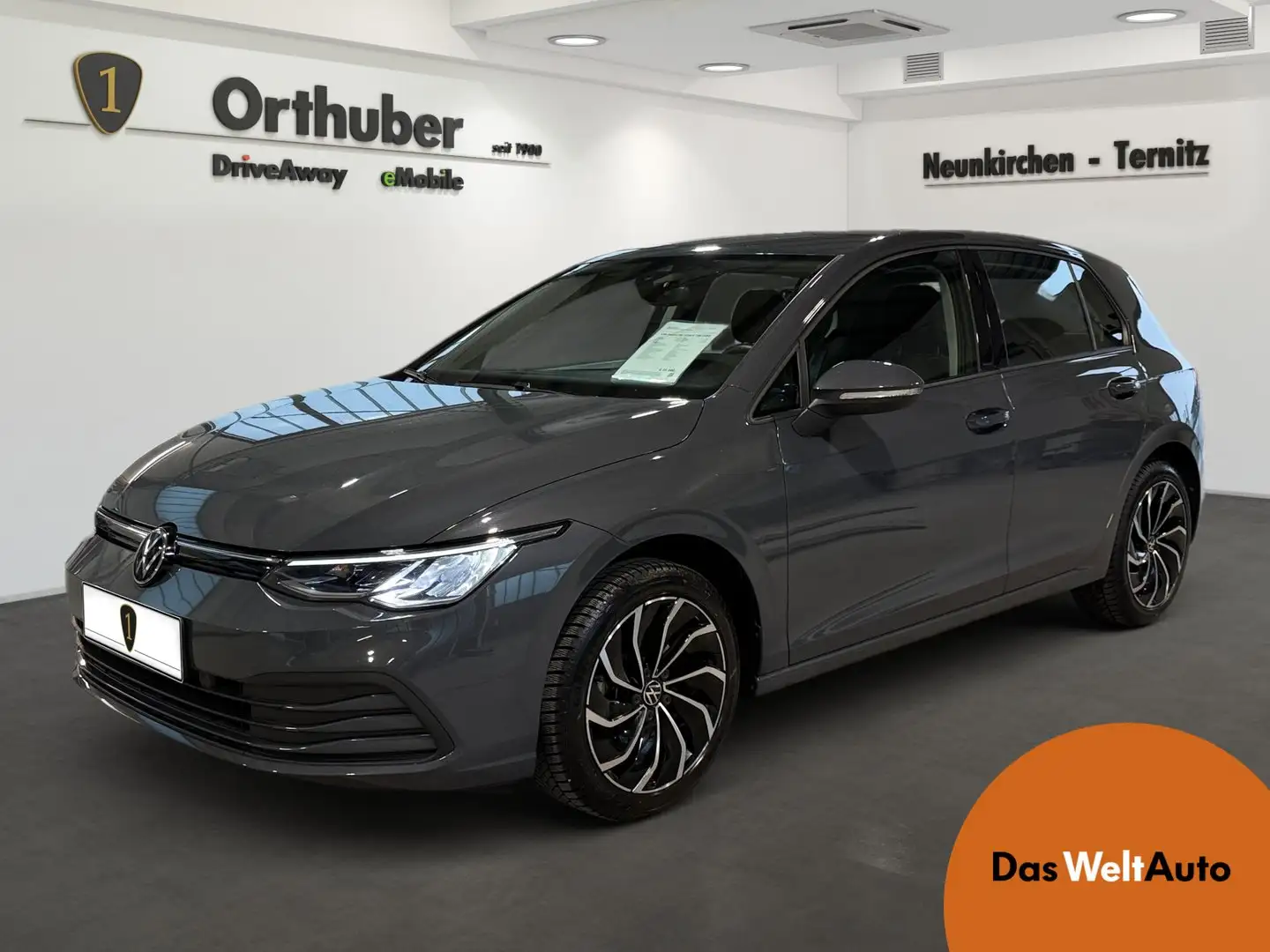 Volkswagen Golf Life mHeV TSI DSG Grijs - 1