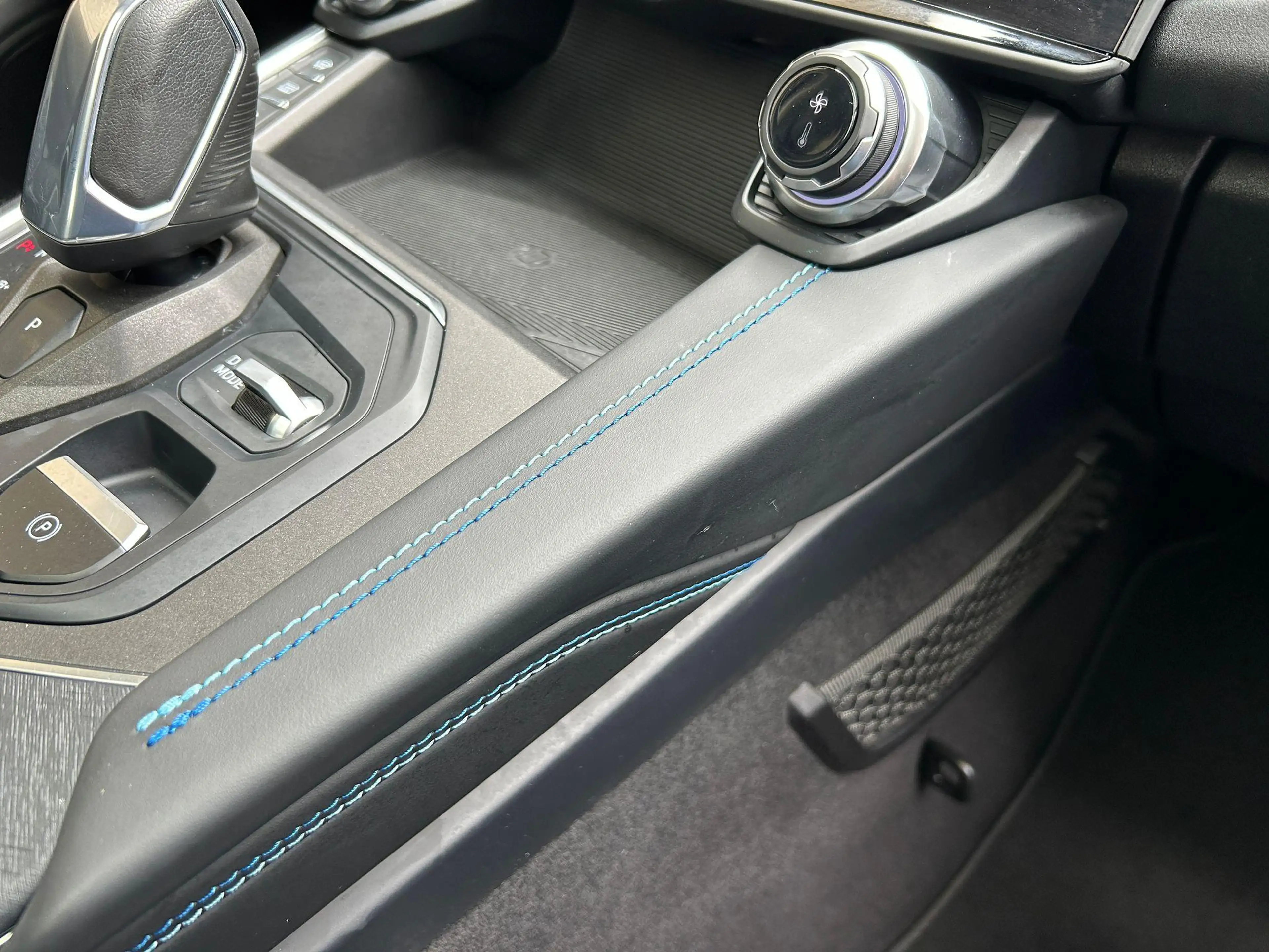 Lynk & Co 01 1.5 PHEV 261pk | Blackline | Zwarte hemel | Rolhoe — photo 30