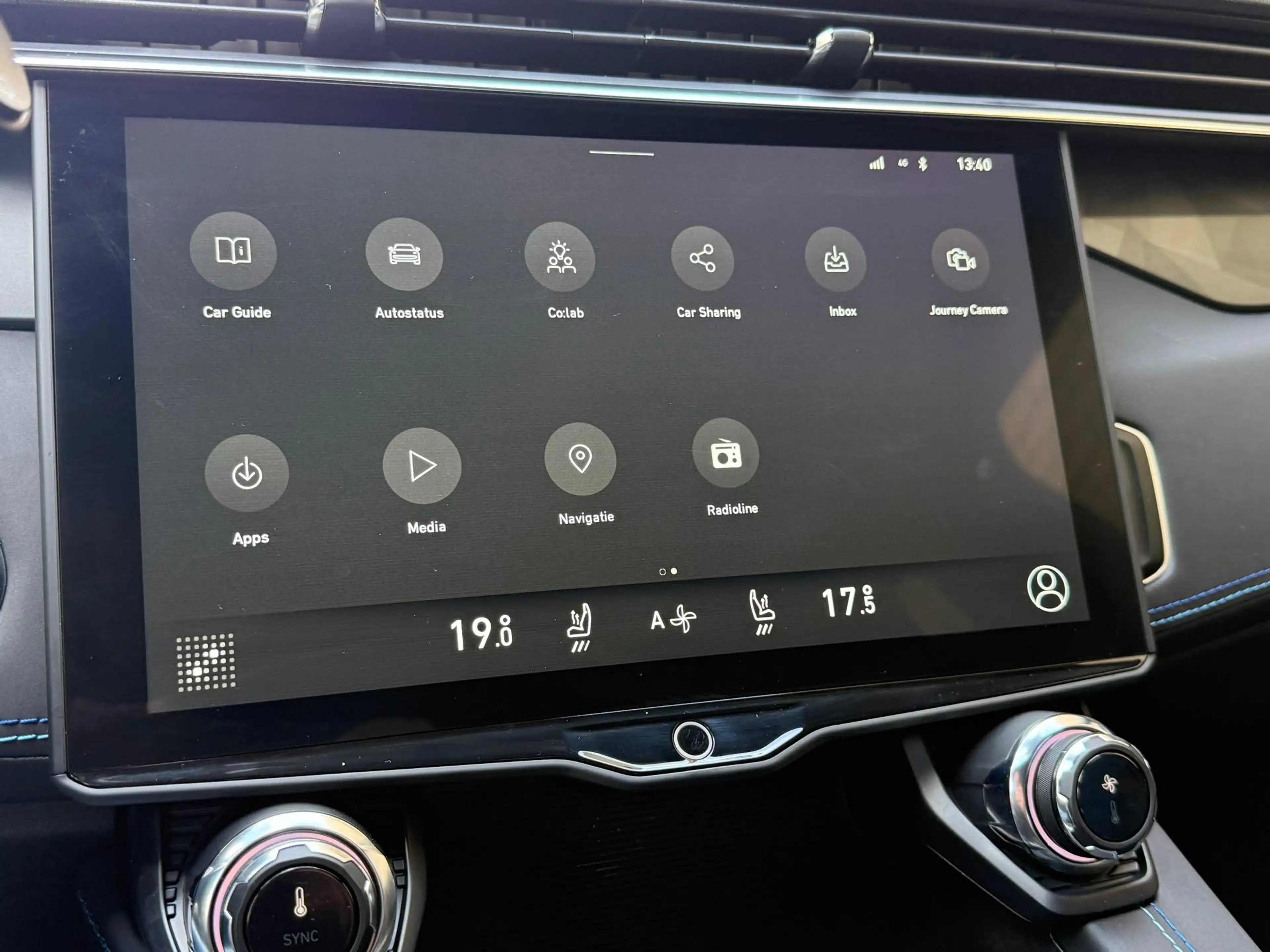 Lynk & Co 01 1.5 PHEV 261pk | Blackline | Zwarte hemel | Rolhoe — photo 11