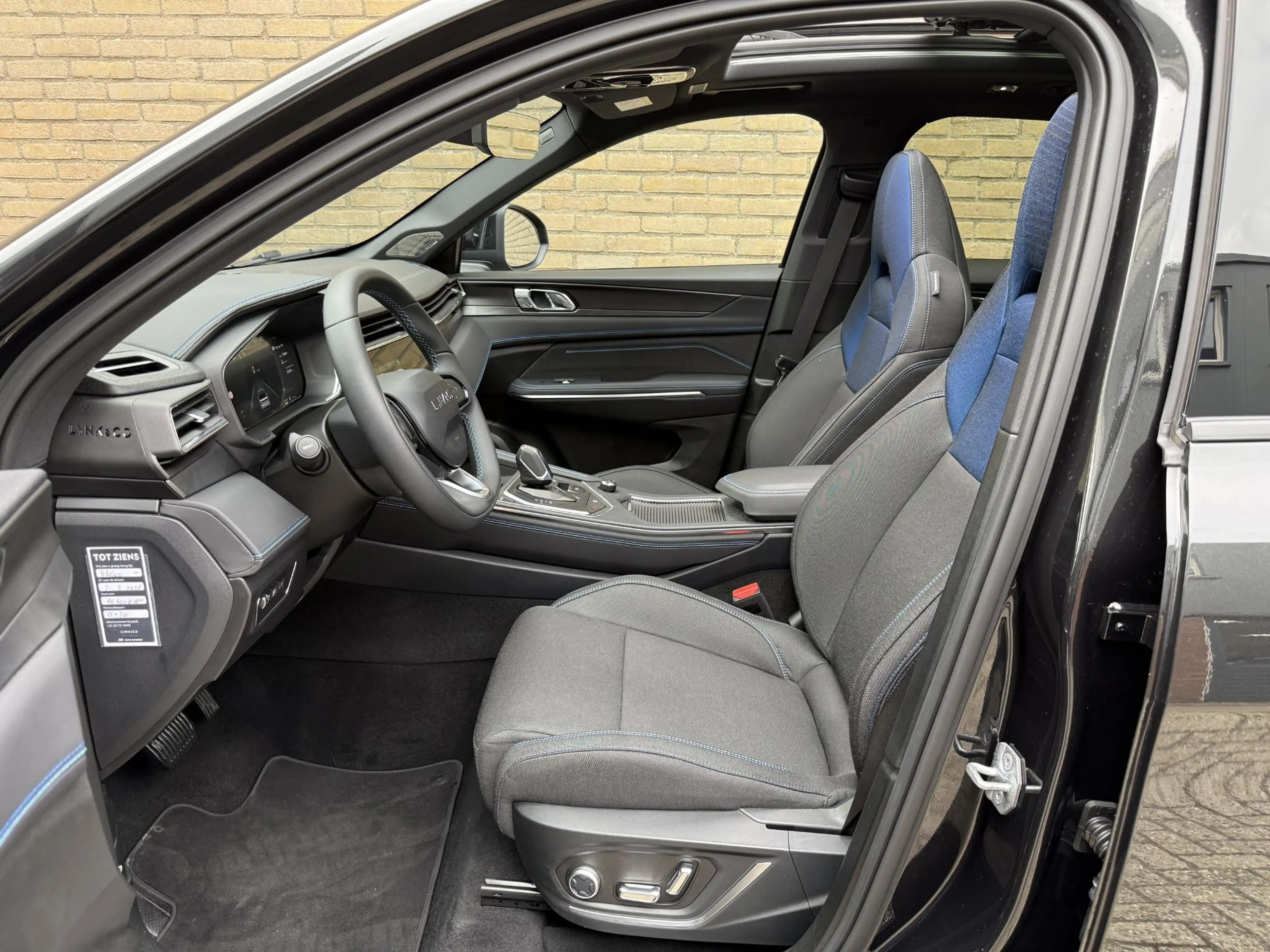 Lynk & Co 01 1.5 PHEV 261pk | Blackline | Zwarte hemel | Rolhoe — photo 19