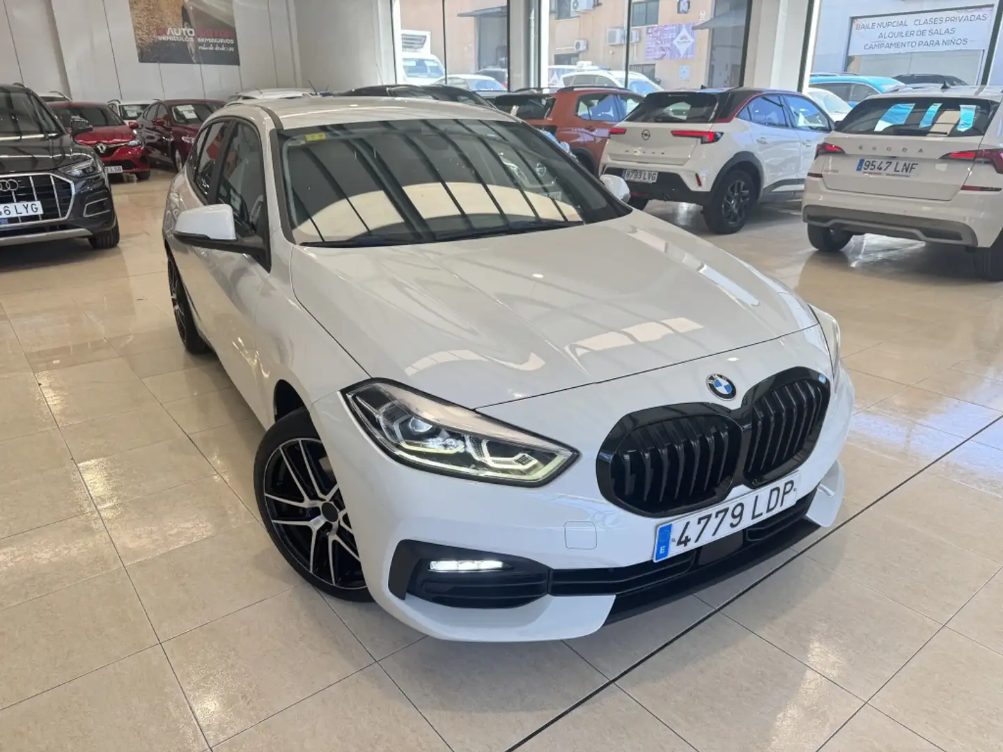 BMW 118 118iA Blanco - 2
