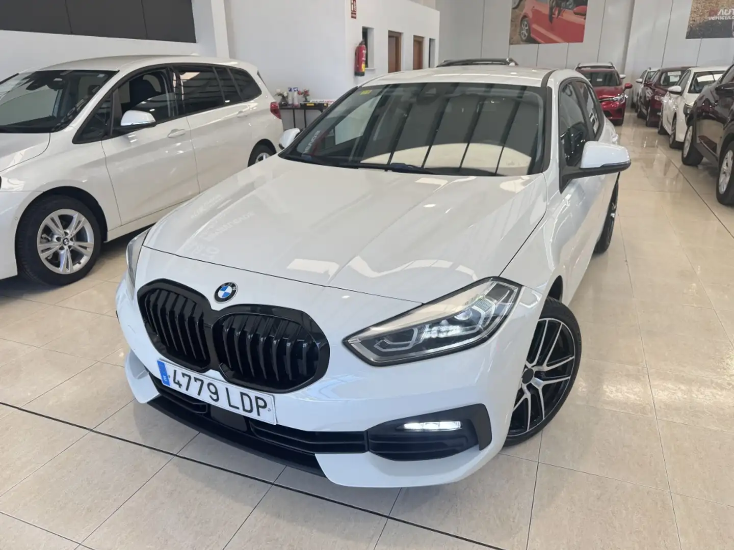 BMW 118 118iA Blanco - 1