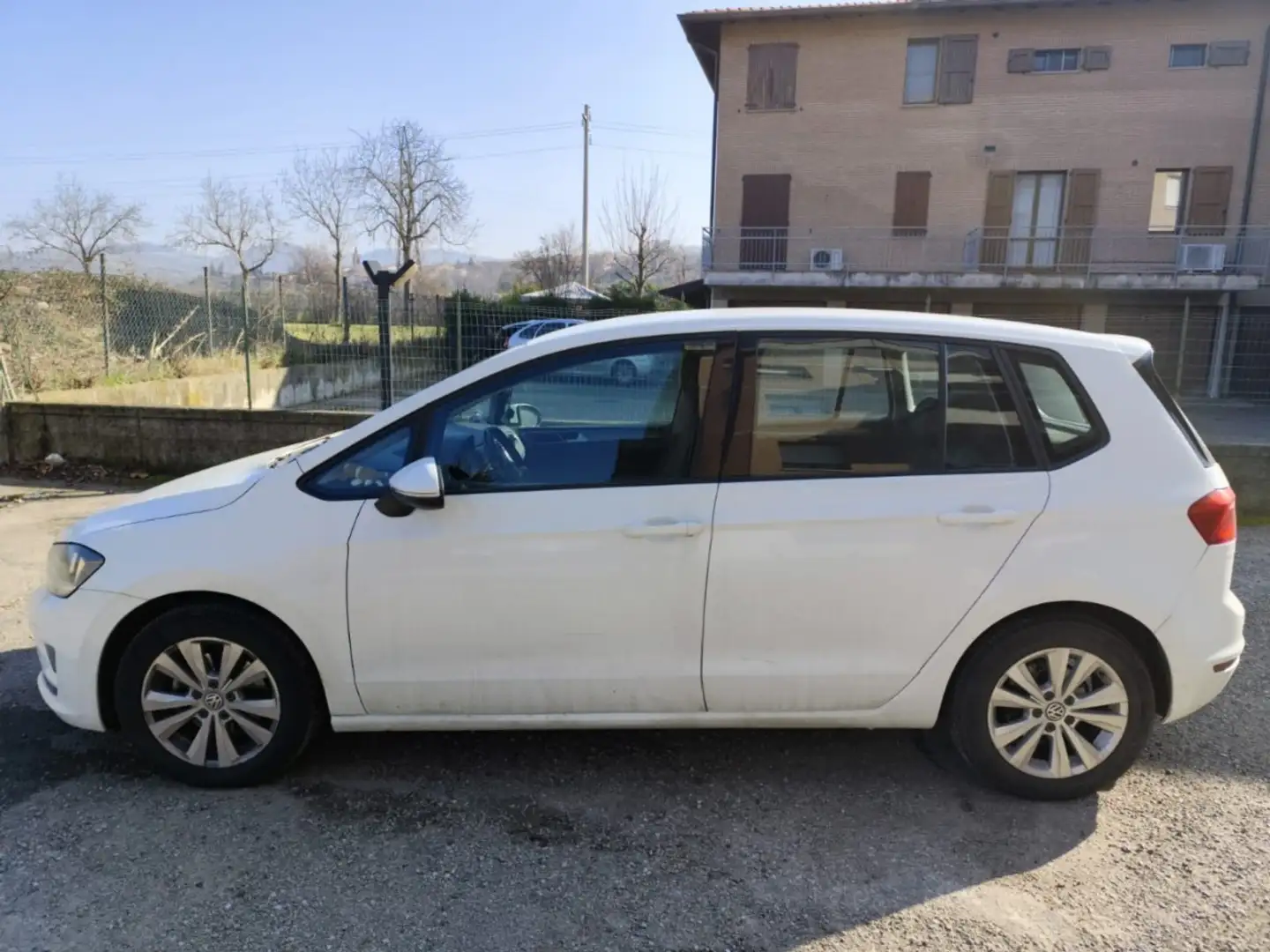 Volkswagen Golf Sportsvan 1600 cc - 1