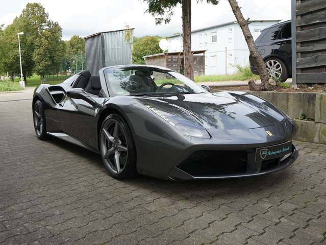 Ferrari 488 RACiNG SEATS-2. HAND-CARBON iNTERiOR + LENKRAD