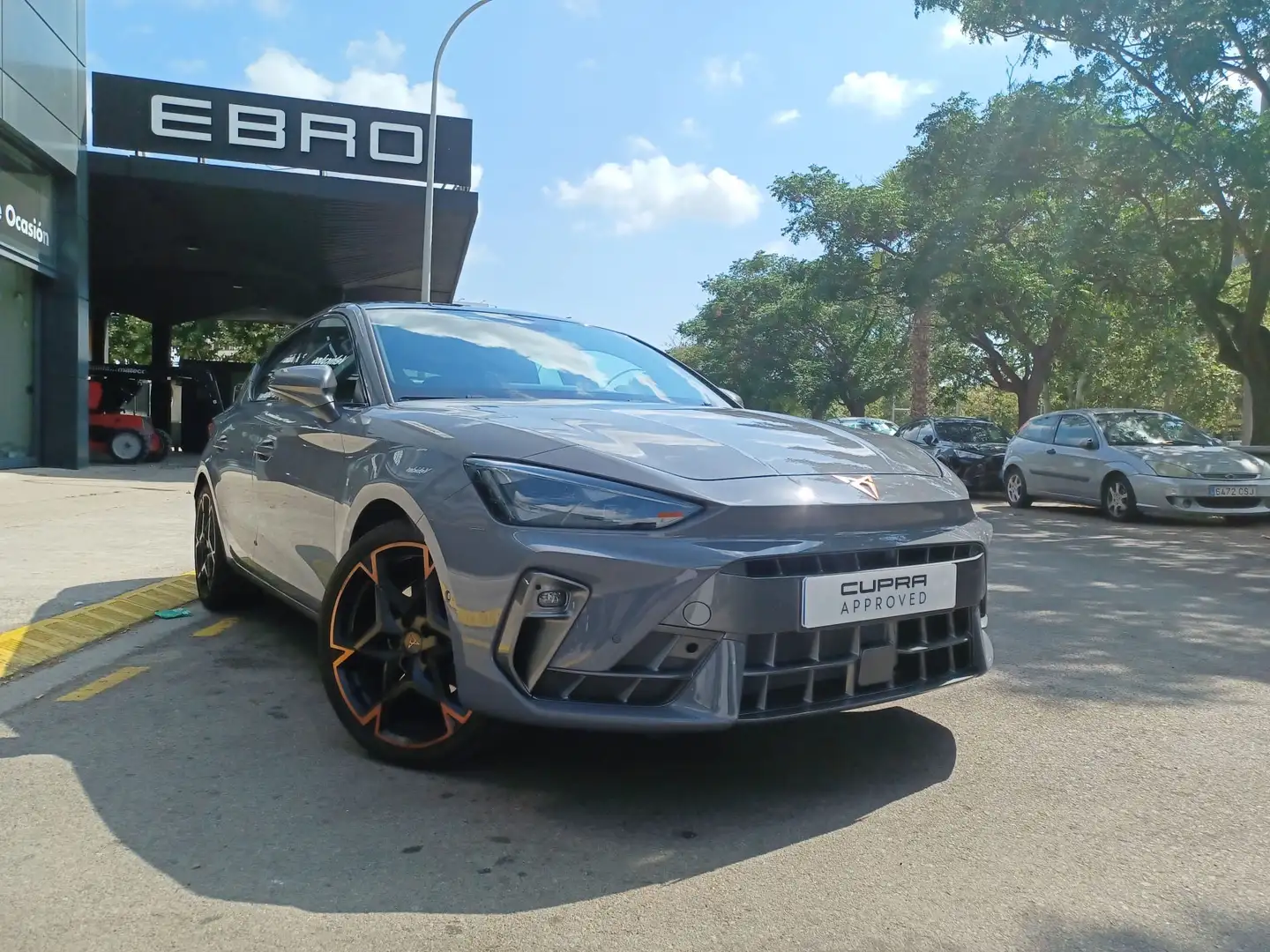 CUPRA Leon León 1.5 ETSI Tech Edition DSG 110Kw Gris - 1
