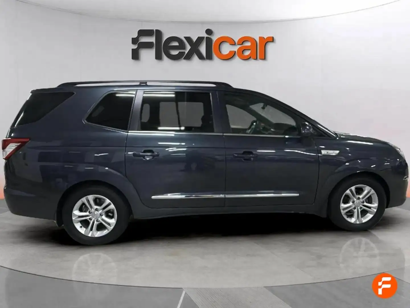 SsangYong Rodius D22T 178cv Limited - 5P (2016) Blauw - 2