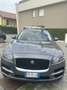 Jaguar F-Pace 2.0d Prestige awd 180cv auto - thumbnail 2