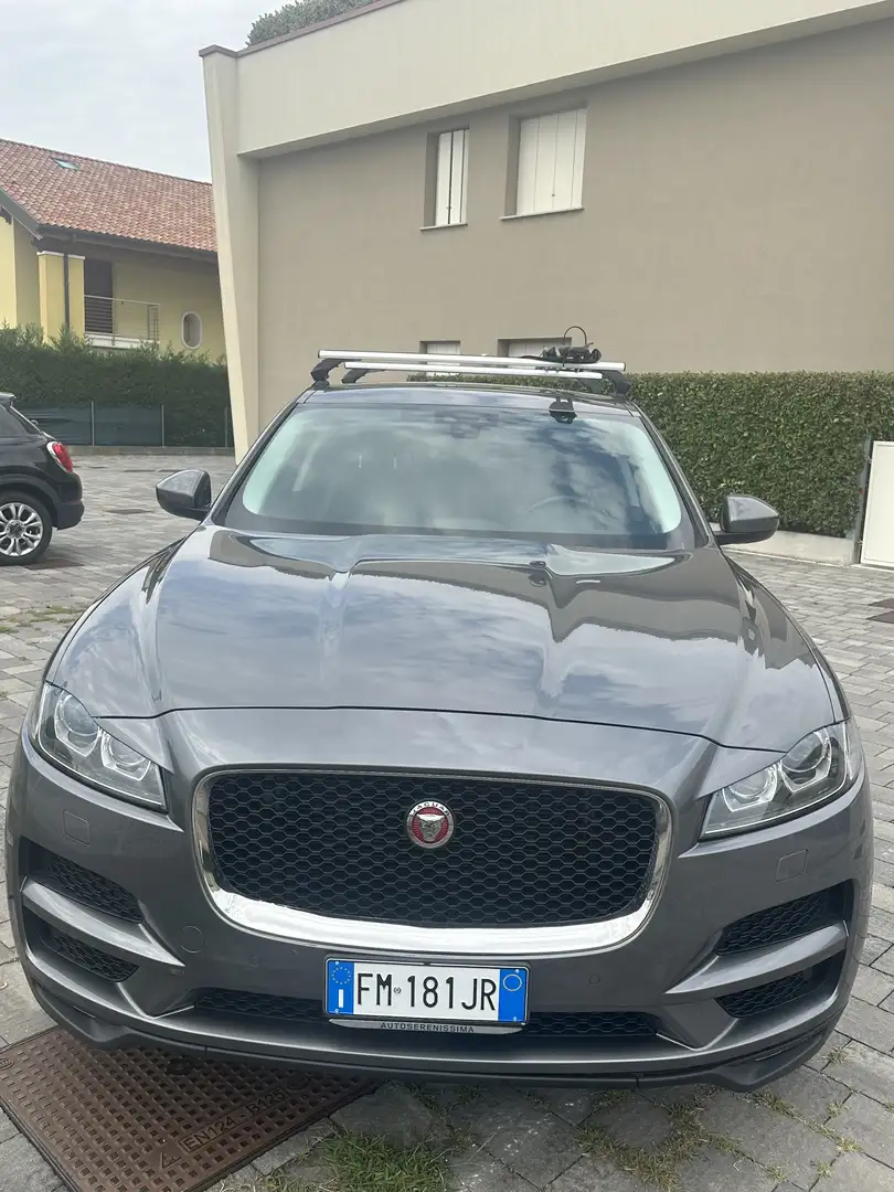 Jaguar F-Pace 2.0d Prestige awd 180cv auto - 2