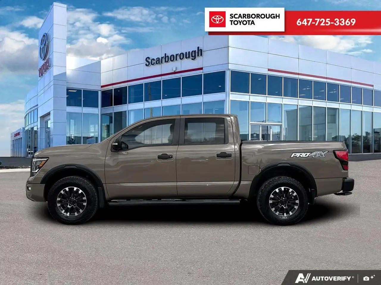 Nissan Titan снимка Nissan Titan