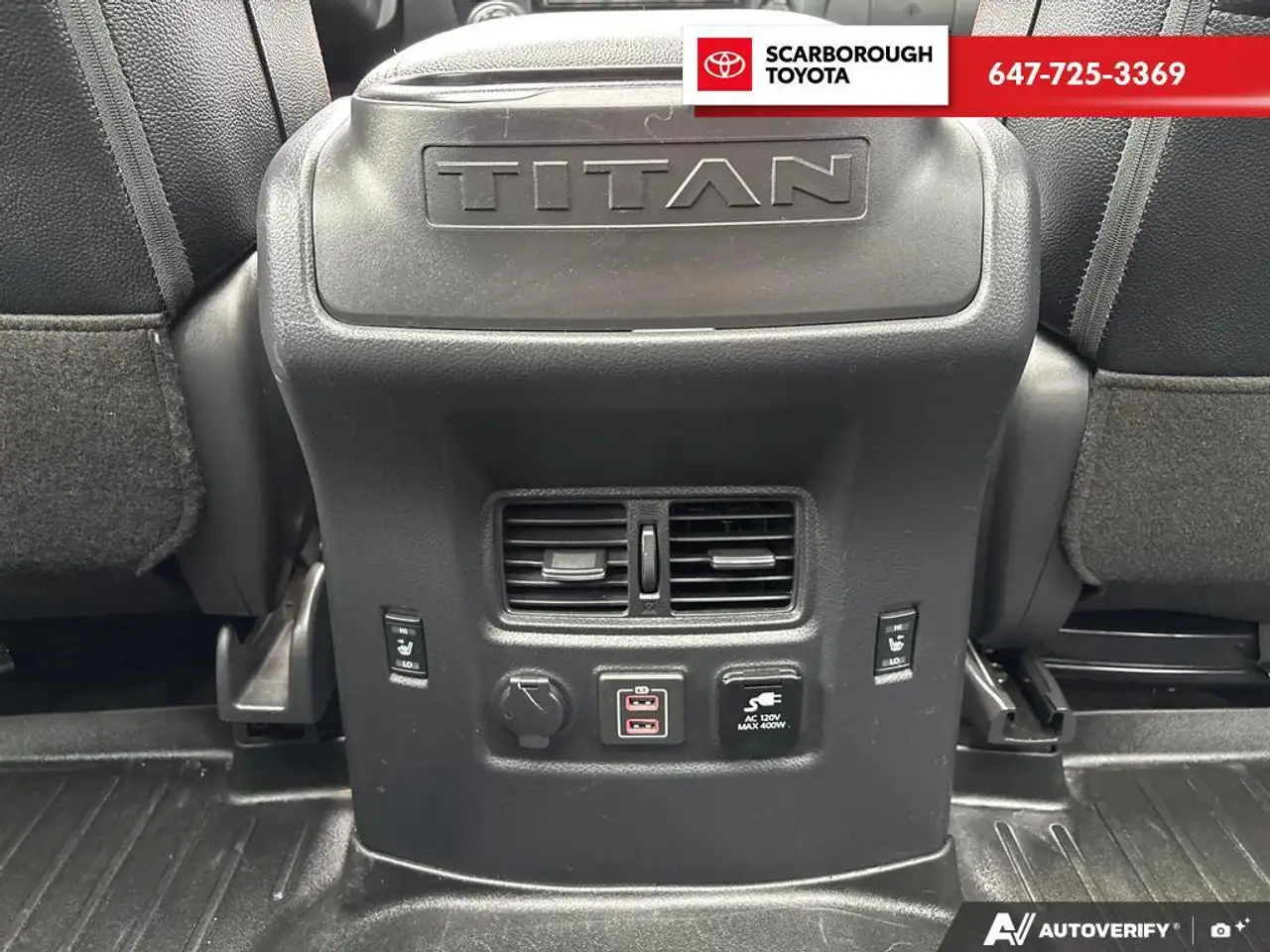 Nissan Titan снимка Nissan Titan