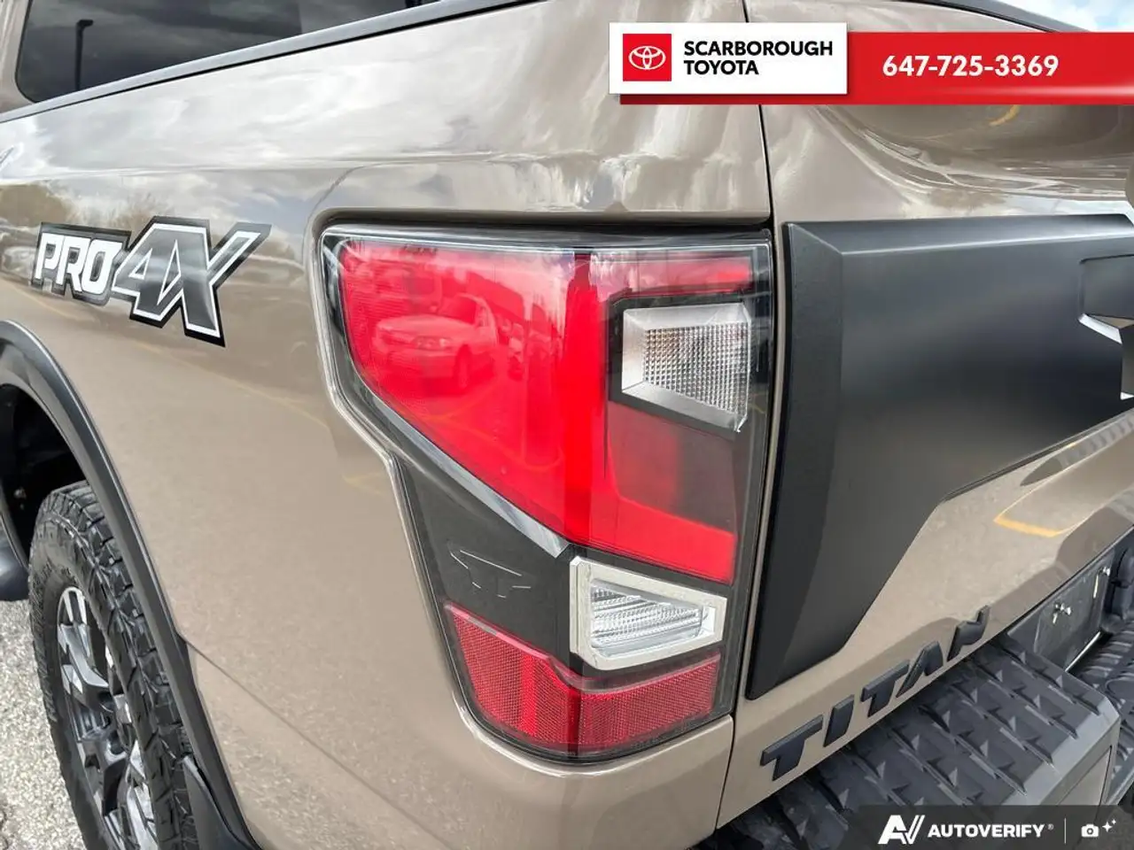 Nissan Titan снимка Nissan Titan