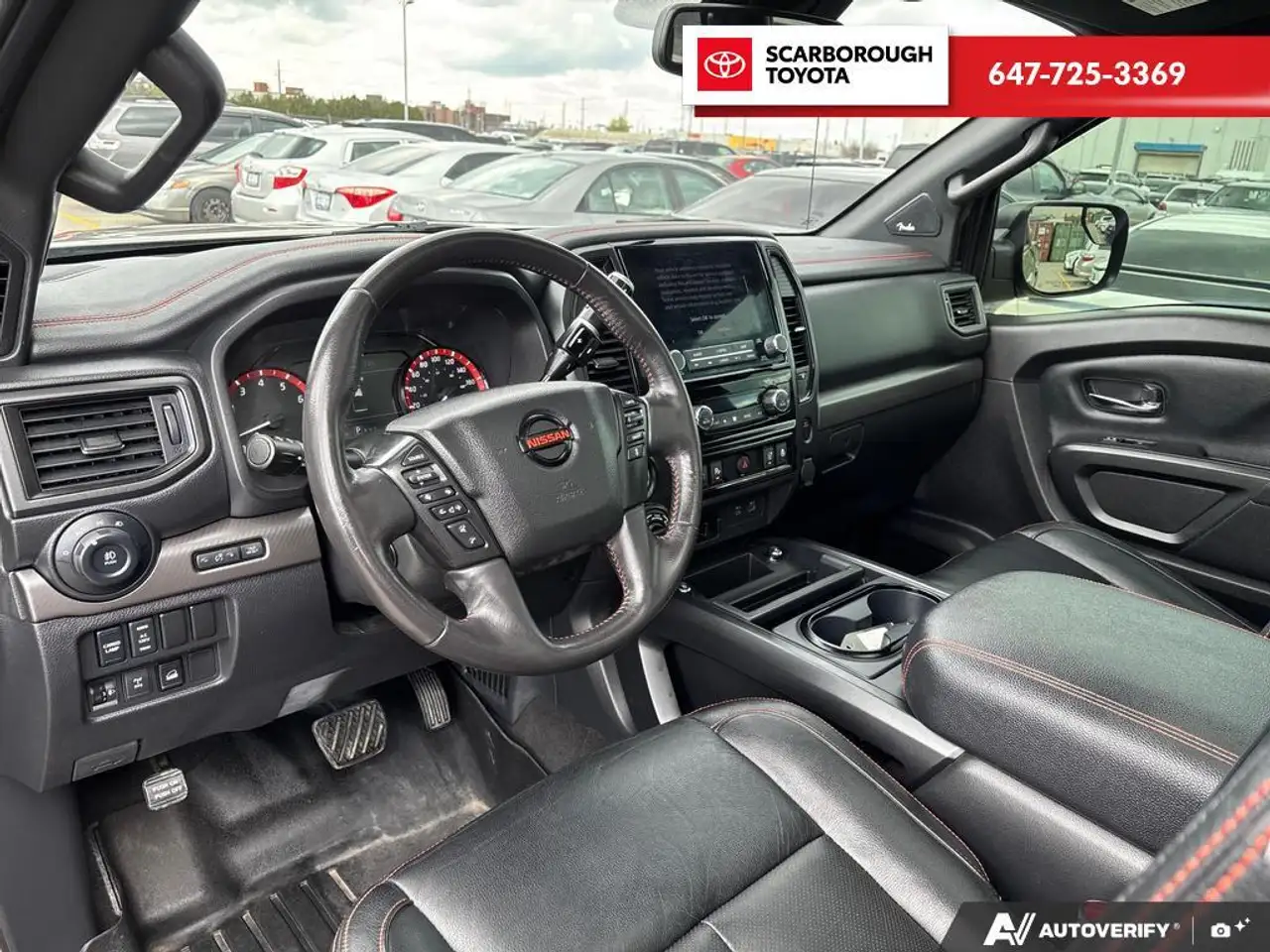 Nissan Titan снимка Nissan Titan