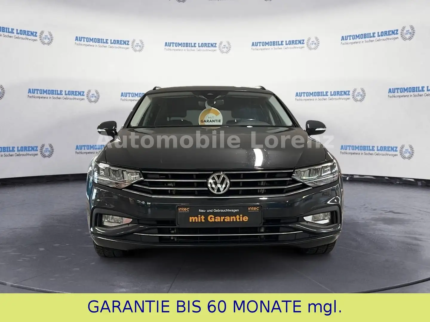 Volkswagen Passat Variant PASSAT VARIANT BUSINESS siva - 2