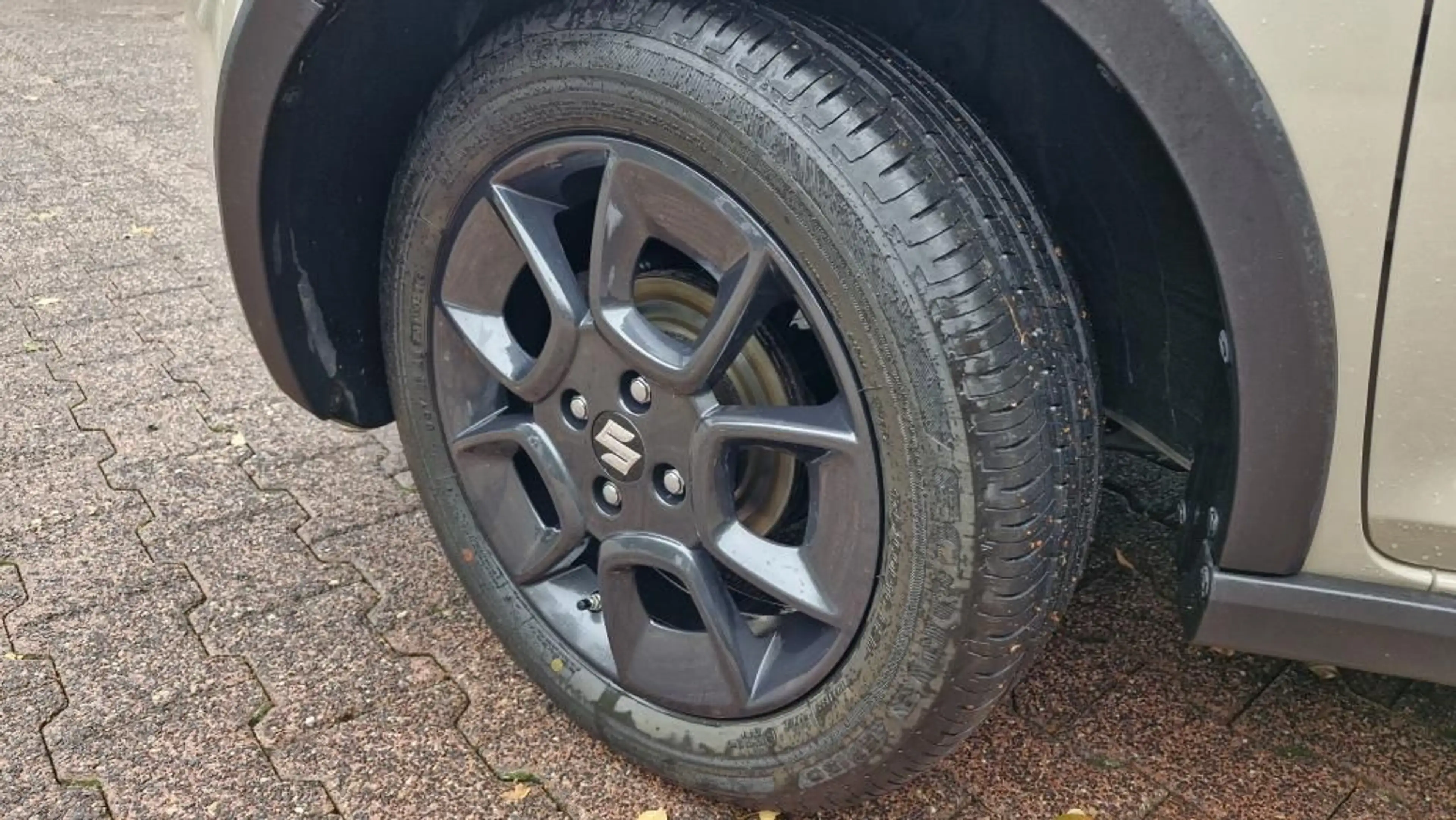 Suzuki Ignis Comfort Allgrip 1.2 Sitzheizung+LED+DAB — photo 7