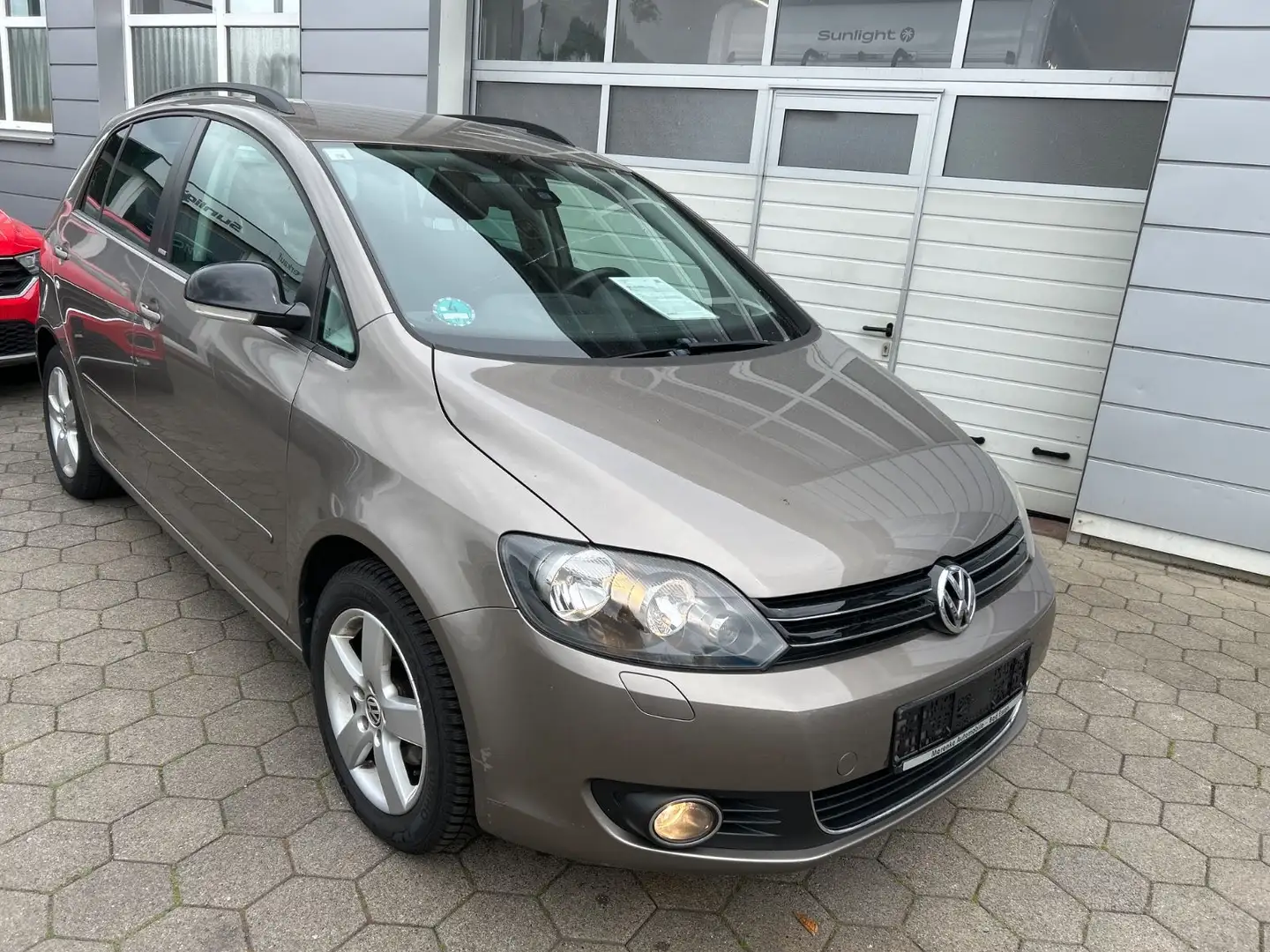 Volkswagen Golf Plus VI Style Marrón - 1