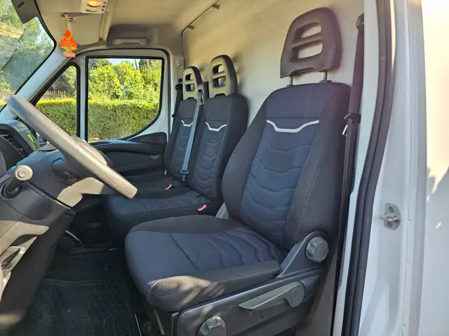 Iveco Daily view 9