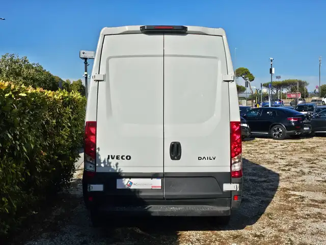 Iveco Daily view 6