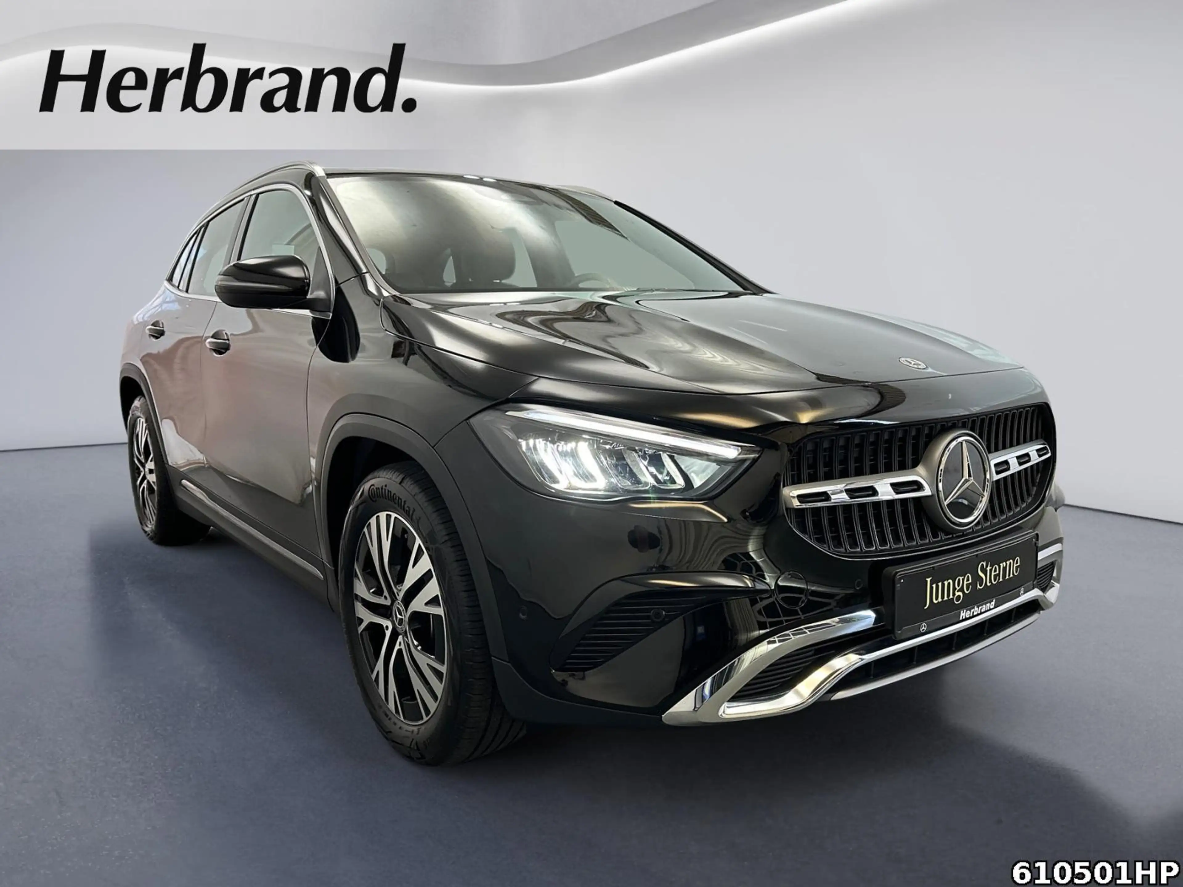Mercedes-Benz GLA 200 Progressive Kamera Easypack LED SHZ DAB — photo 2