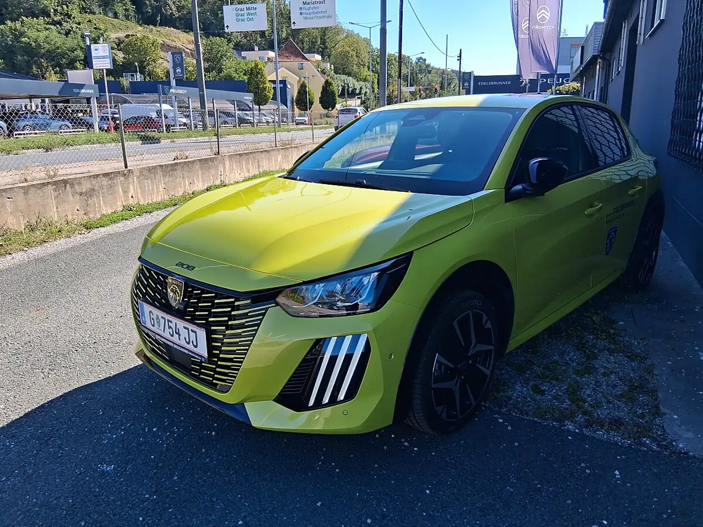 Peugeot 208 PureTech 100 S&S Allure Gelb - 1
