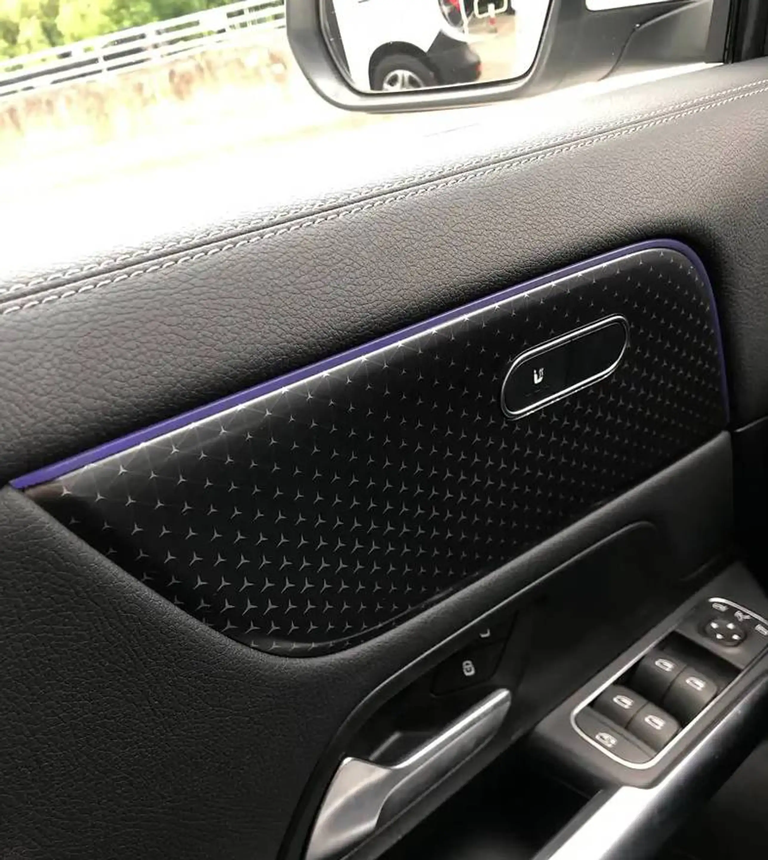 Mercedes-Benz EQA 250 EQA 250+ 70.5 kW Business Line, Sfeerverlichting, Camera, Winter pack, Carplay — photo 19