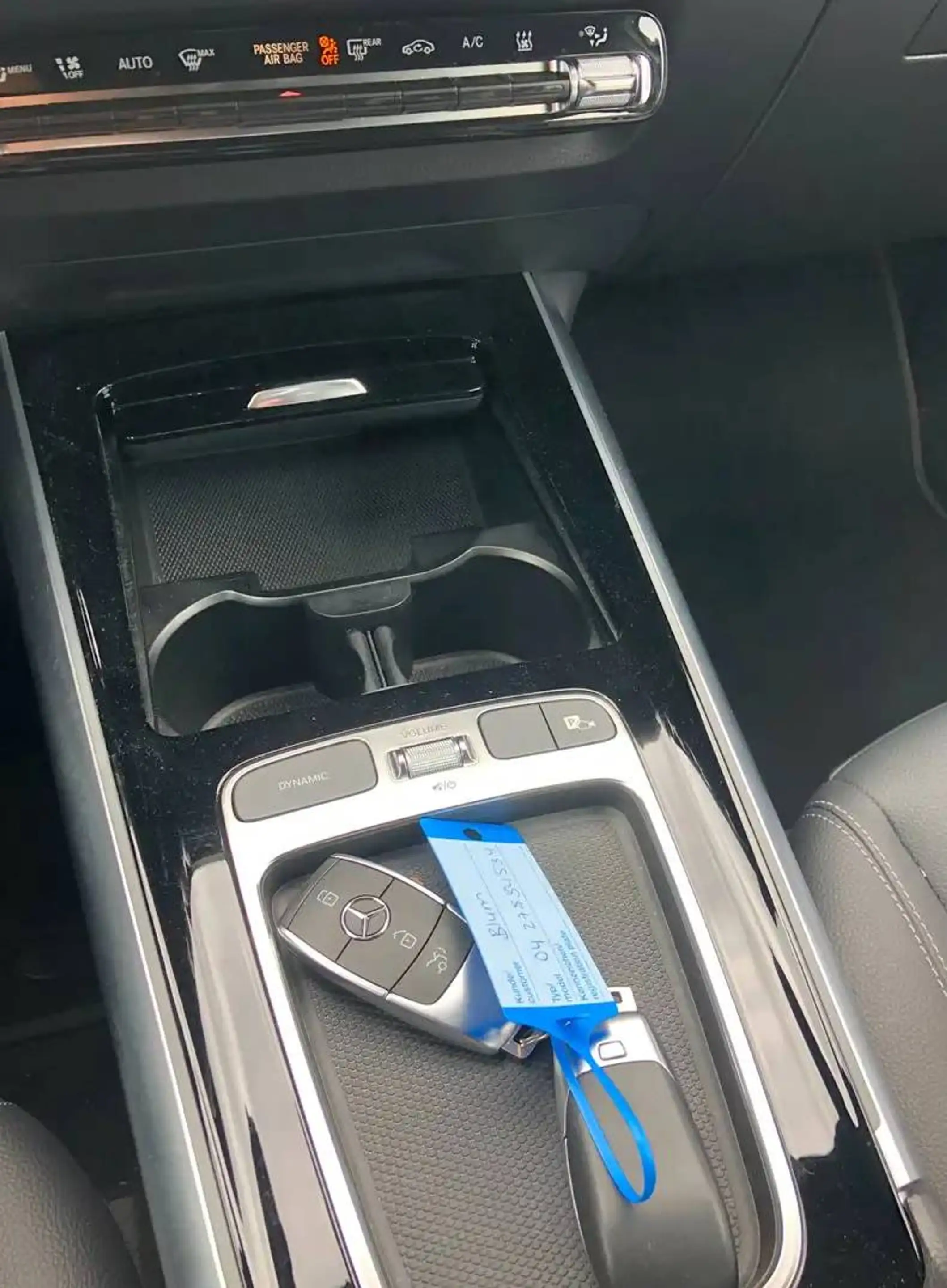 Mercedes-Benz EQA 250 EQA 250+ 70.5 kW Business Line, Sfeerverlichting, Camera, Winter pack, Carplay — photo 18