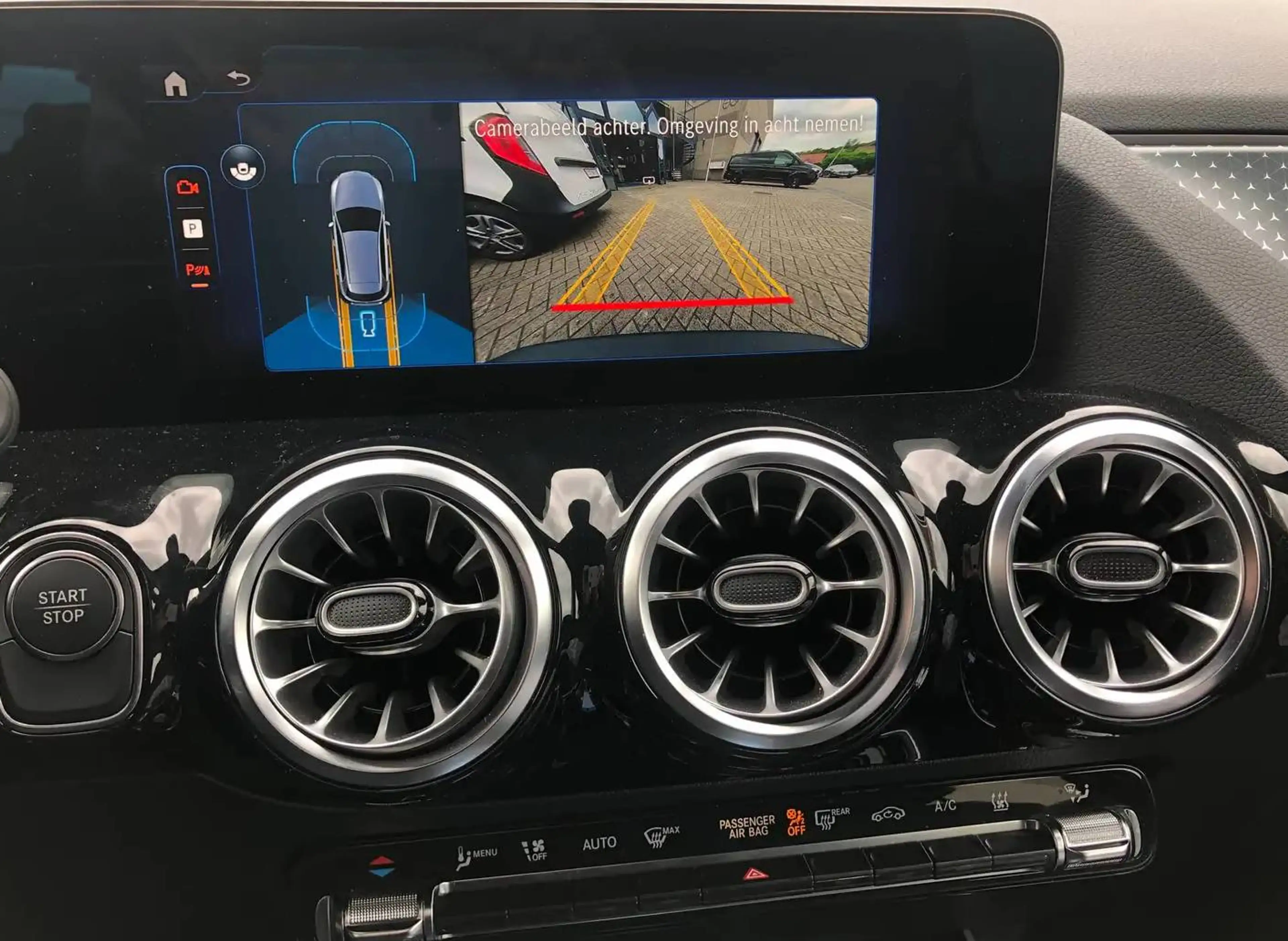 Mercedes-Benz EQA 250 EQA 250+ 70.5 kW Business Line, Sfeerverlichting, Camera, Winter pack, Carplay — photo 16