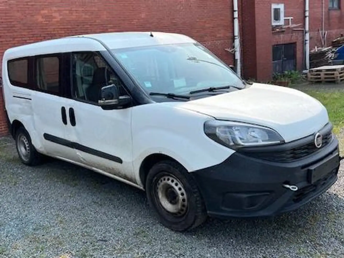 Fiat Doblo Maxi_1.4i_2400€ for export_Gearbox defect Wit - 2