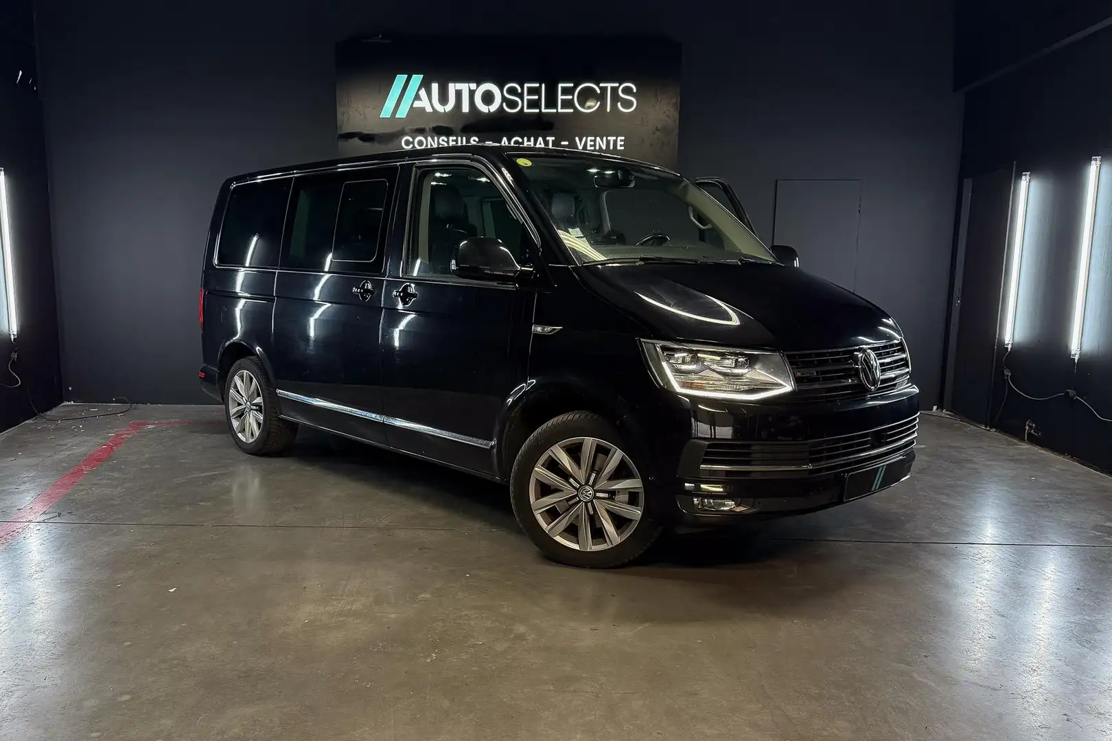 Volkswagen Transporter COMBI MULTIVAN - 4MOTION 2,0 TDI 204CV DSG | Moteu Чорний - 1