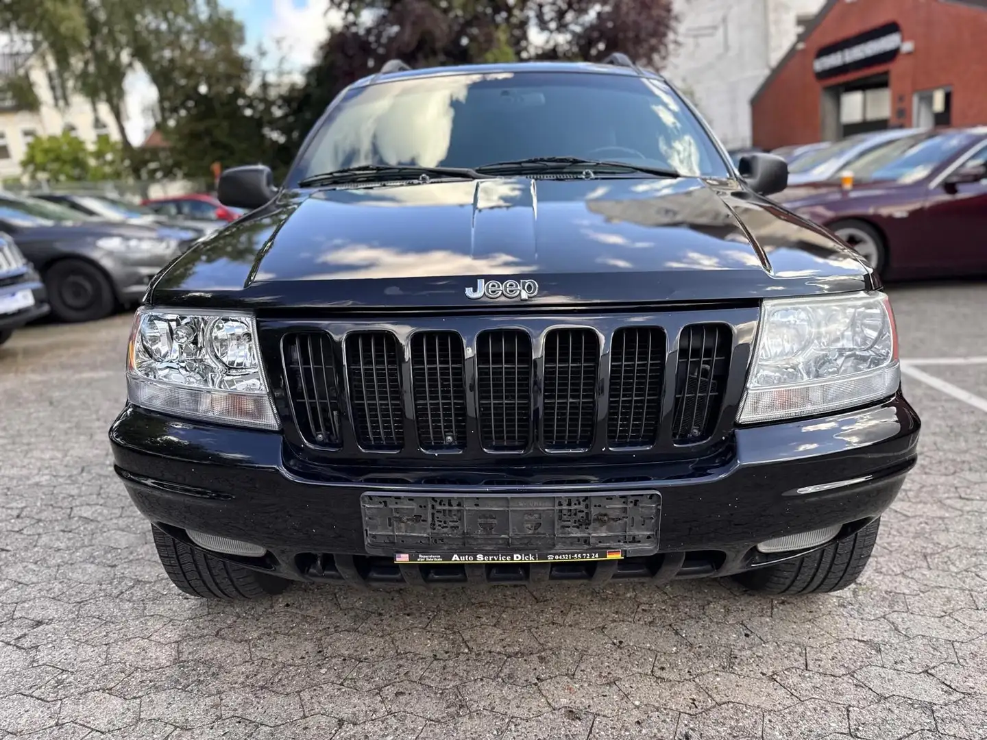 Jeep Grand Cherokee 60th Anniversary 4.7 V8 Auto Schwarz - 2