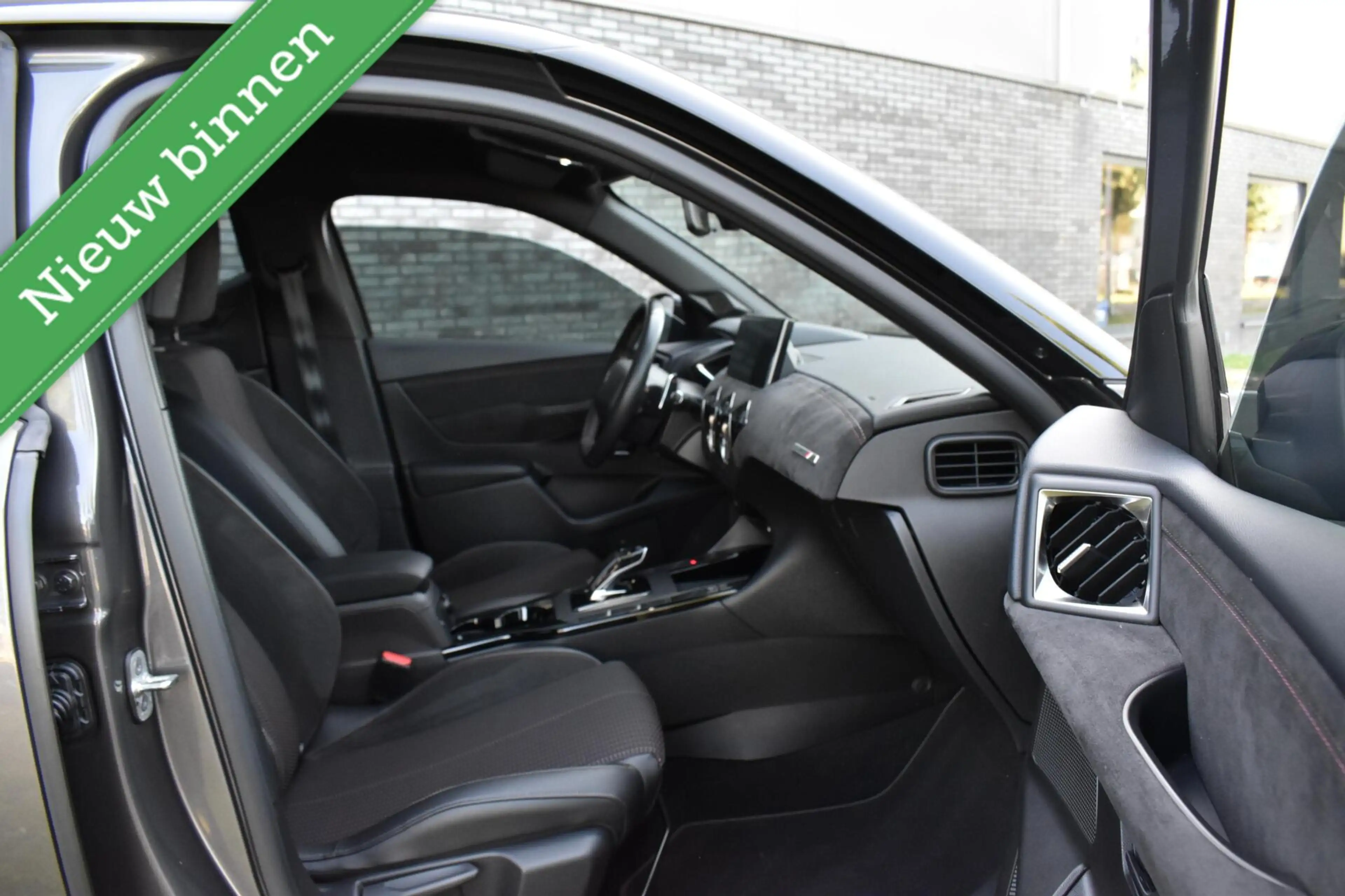 DS Automobiles DS 3 Crossback Turbo Performance Line AUTOMAAT/LED/CAMERA/PDC/CRU — photo 12