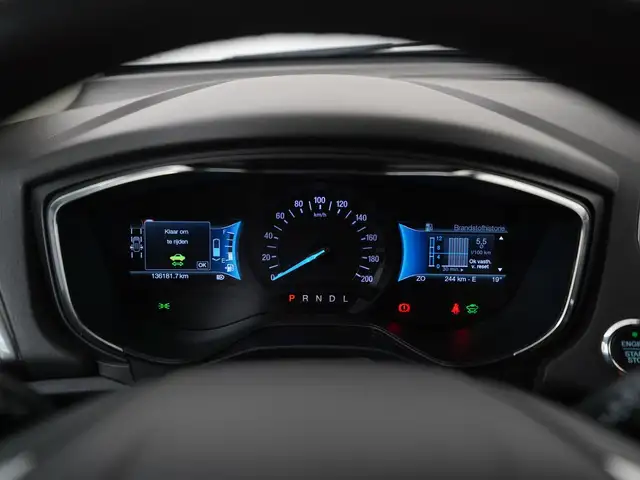 Ford Mondeo view 8