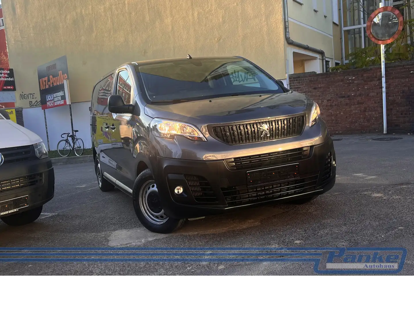 Peugeot Expert Premium L2*Automatik*R-Cam*Tempo*Car-play Grau - 1