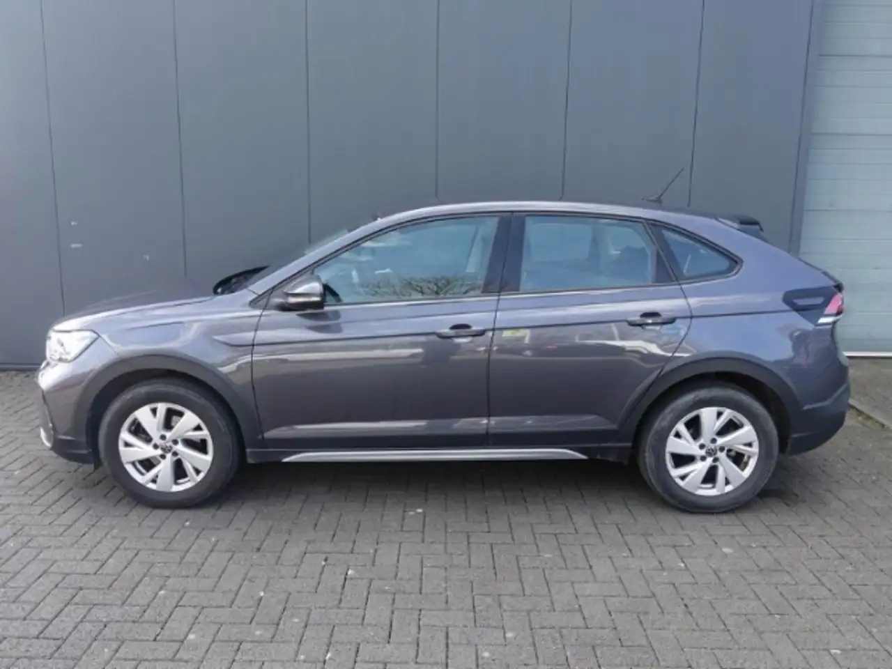 Volkswagen Taigo 1.0 TSI Life LED NAVI PDC SHZ 2