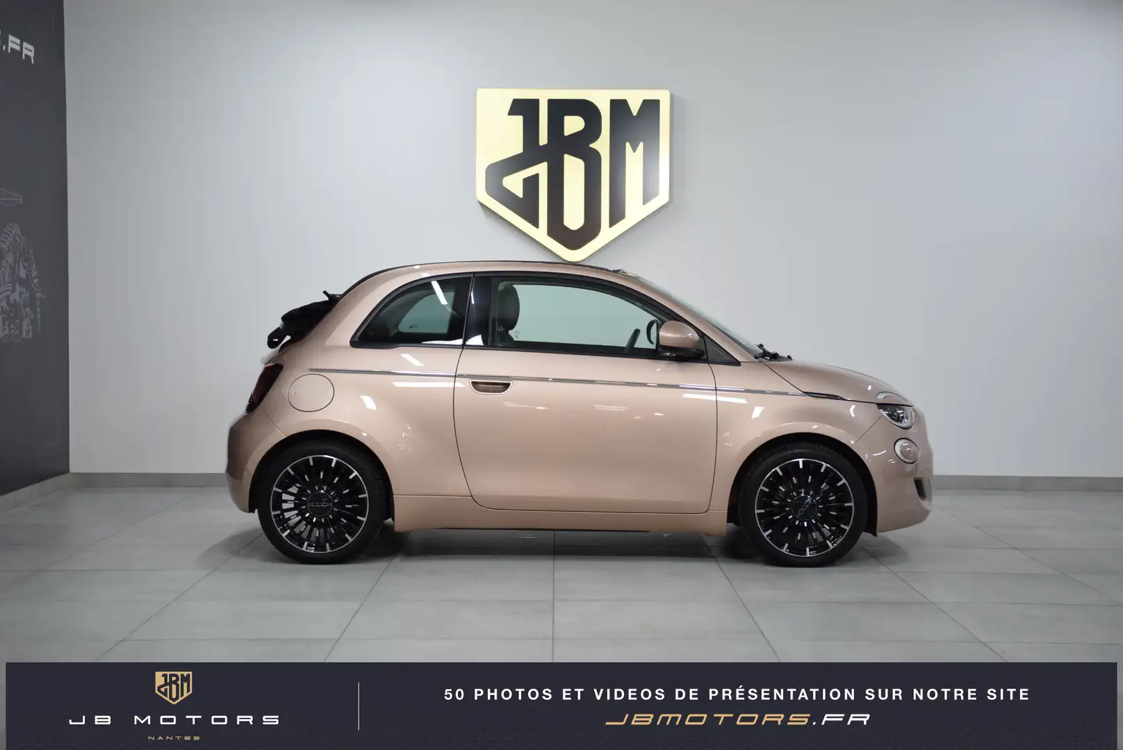 Fiat 500e 500C e 118 ch Icone SOH 99 % / LED / Jantes 17\u0027\u0027 / CarPlay... Rouge - 2