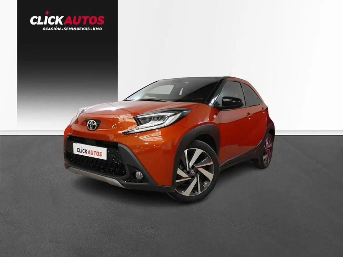 Toyota 1.0 72CV Trendy Rood - 1