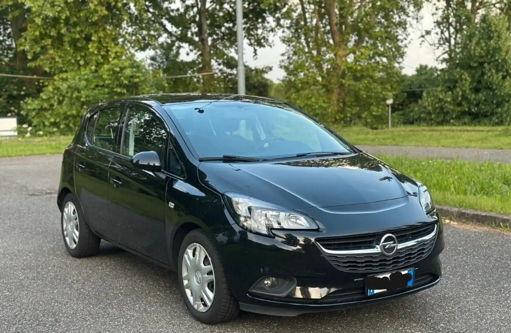 Opel Corsa 5p 1.4 Black Edition Gpl 90cv perfetta in tutto!!! Nero - 2