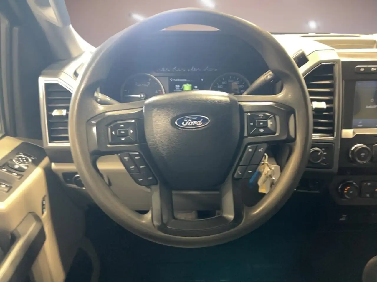 Ford F 350 снимка Ford F 350