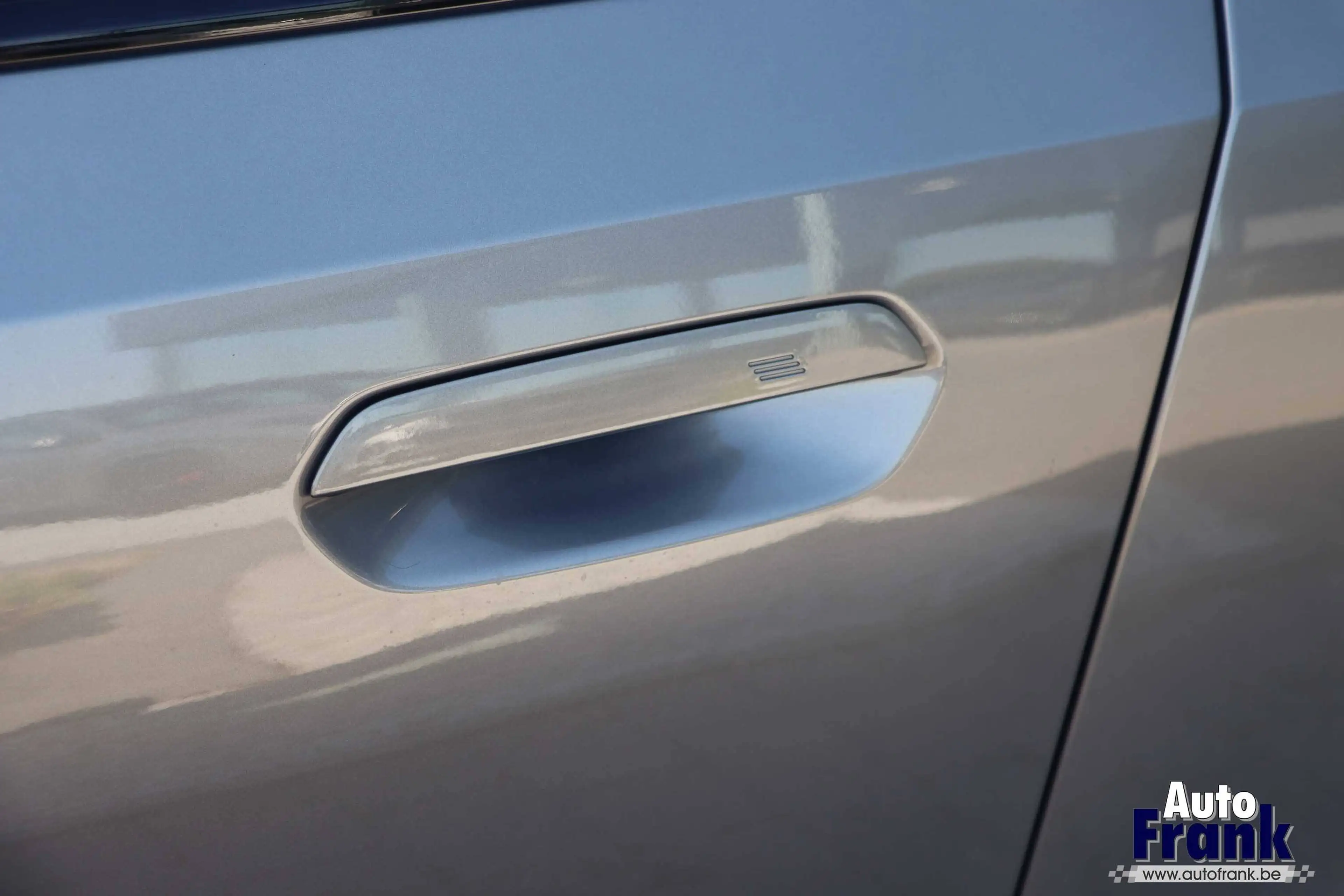 BMW i5 M60 / TOURING / PANO / INTGR STR / DRIV +PARK PRO / B&W / HUD — photo 12
