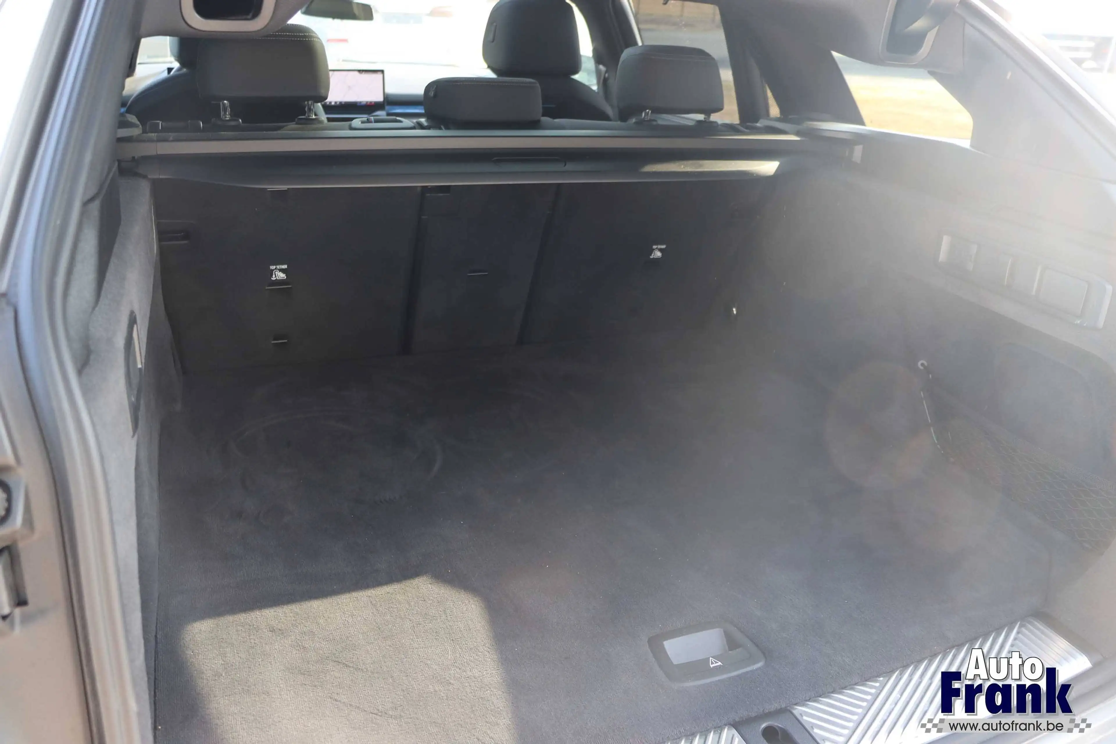 BMW i5 M60 / TOURING / PANO / INTGR STR / DRIV +PARK PRO / B&W / HUD — photo 14