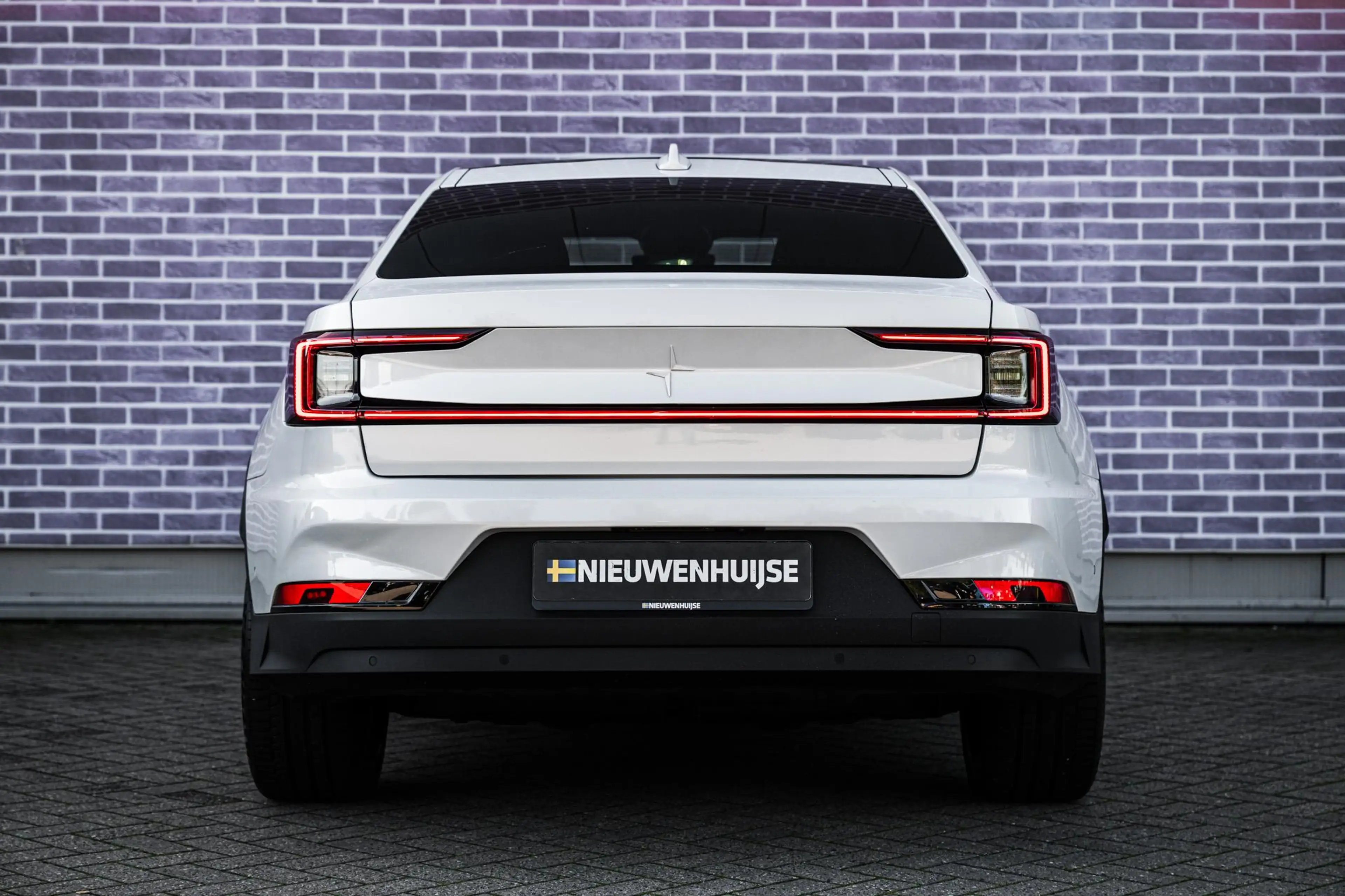 Polestar 2 Standard Range Single Motor 63kWh | Pilot Pack | P — photo 10